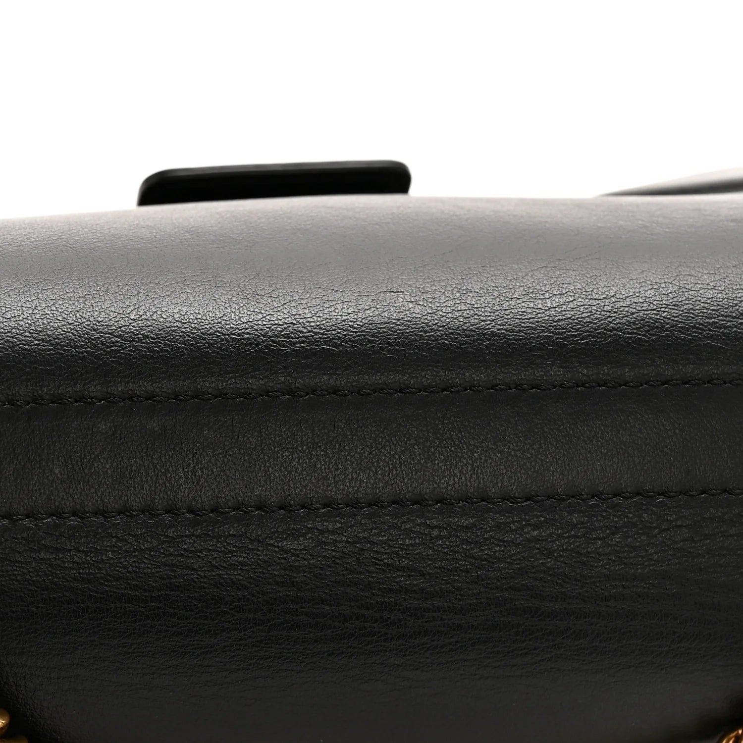 Vitello Grace Matte Small Kan U Shoulder Bag Black