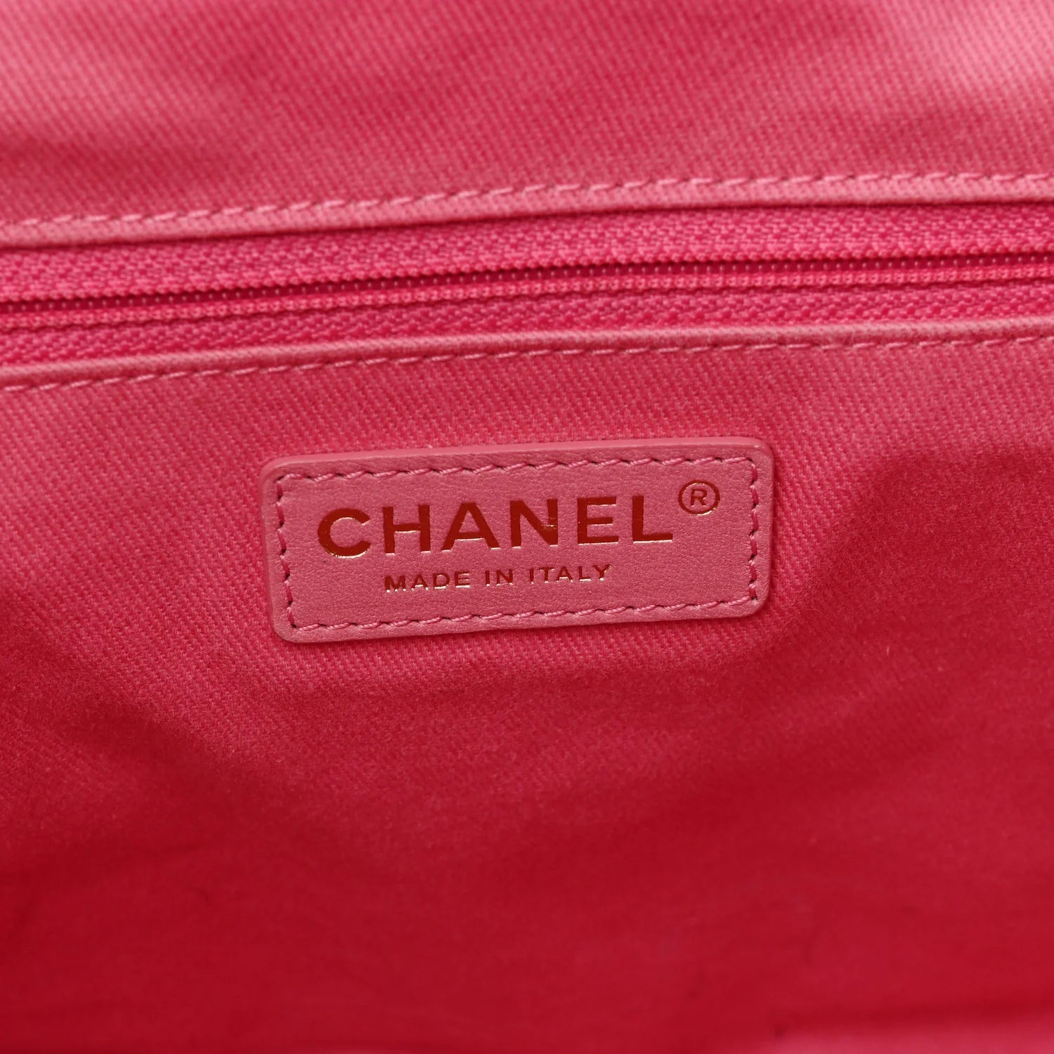 Straw Raffia Calfskin Striped Medium Deauville Tote Dark Beige Fuchsia Navy Blue