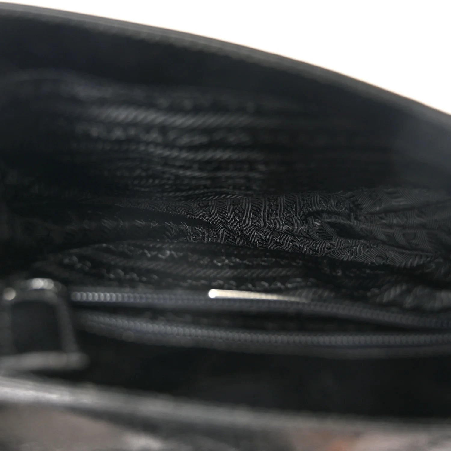 Spazzolato Fliplock Flap Shoulder Bag Black