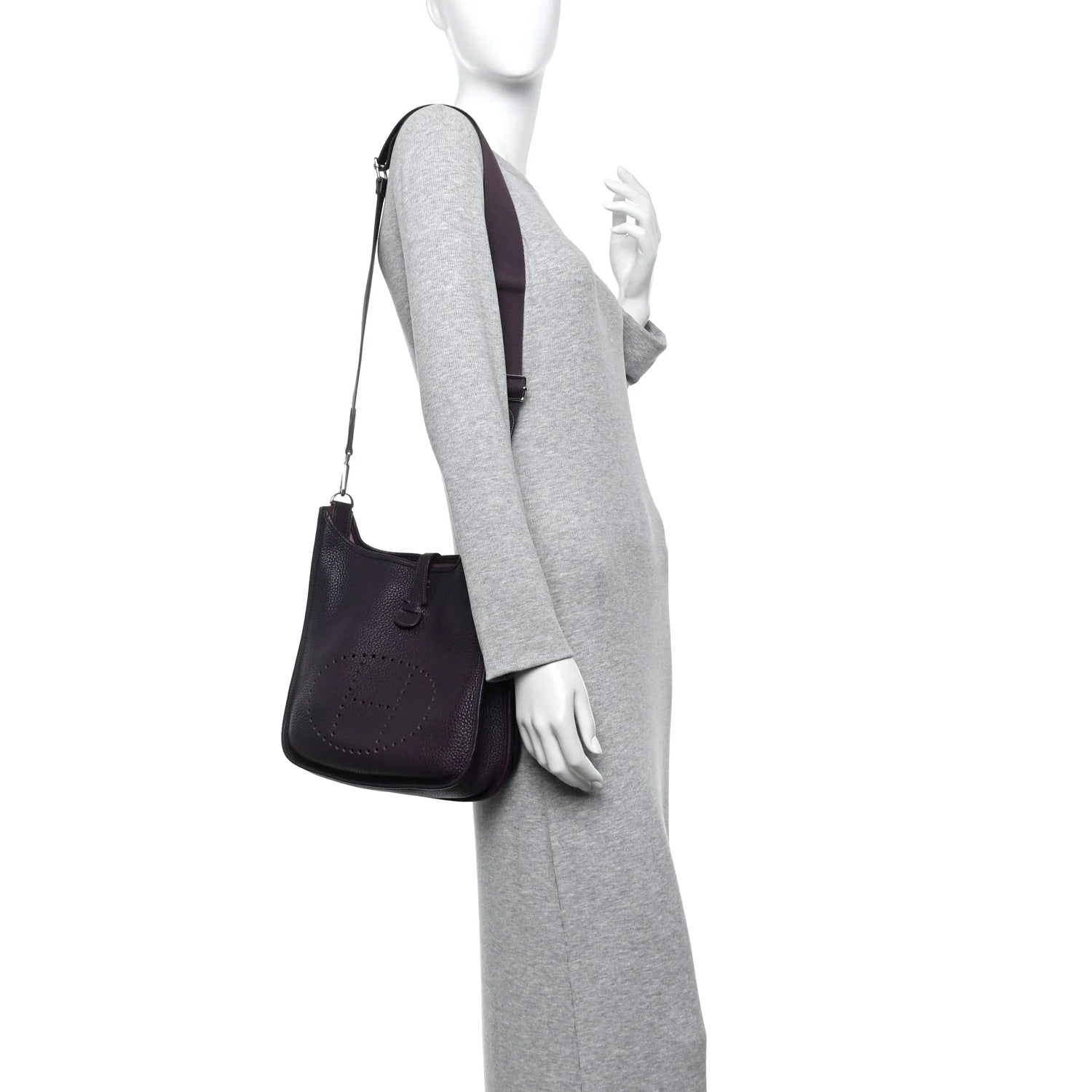 Taurillon Clemence EVELYNE III PM Ultraviolet