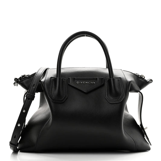 Smooth Calfskin Small Soft Antigona Black