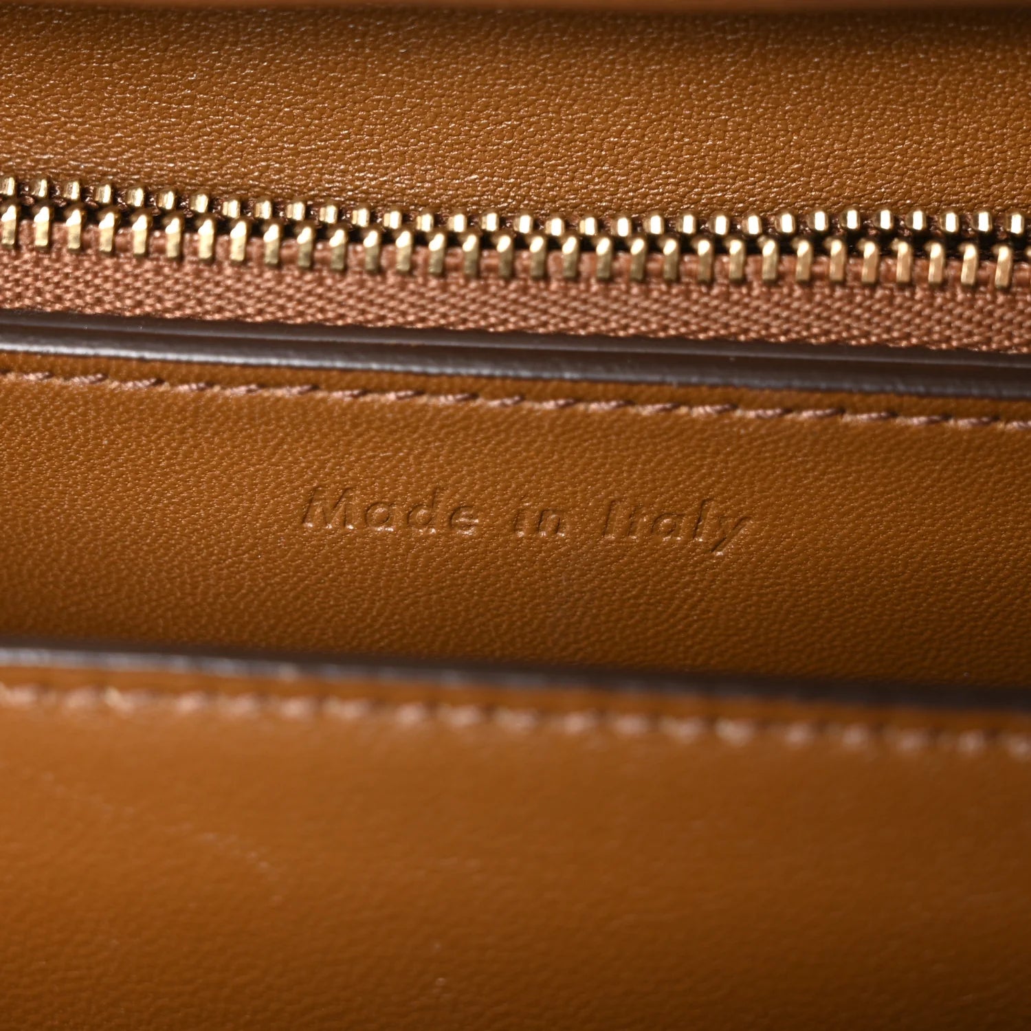 Smooth Calfskin Medium Classic Box Flap Bag Light Camel