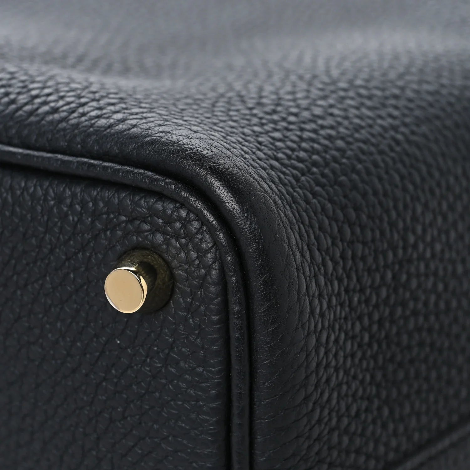 Taurillon Clemence Picotin Lock 18 PM Black