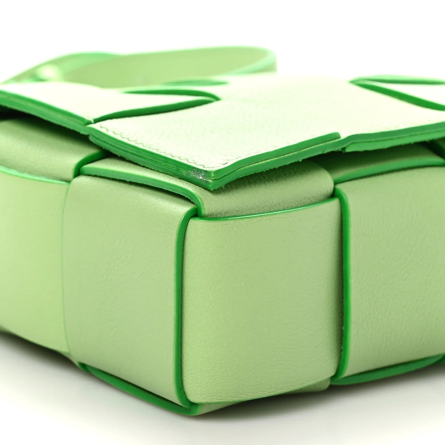 Grained Calfskin Maxi Intrecciato Cassette Crossbody Bag Pistachio