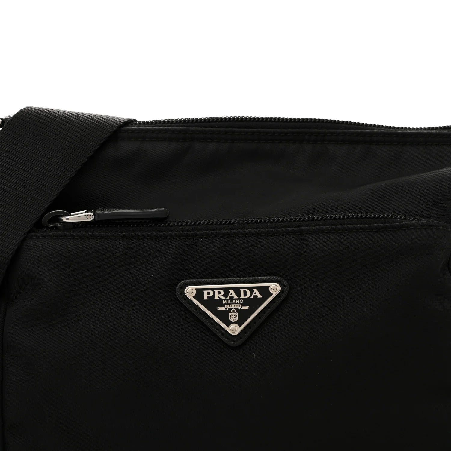 Nylon Vela Messenger Bag Black