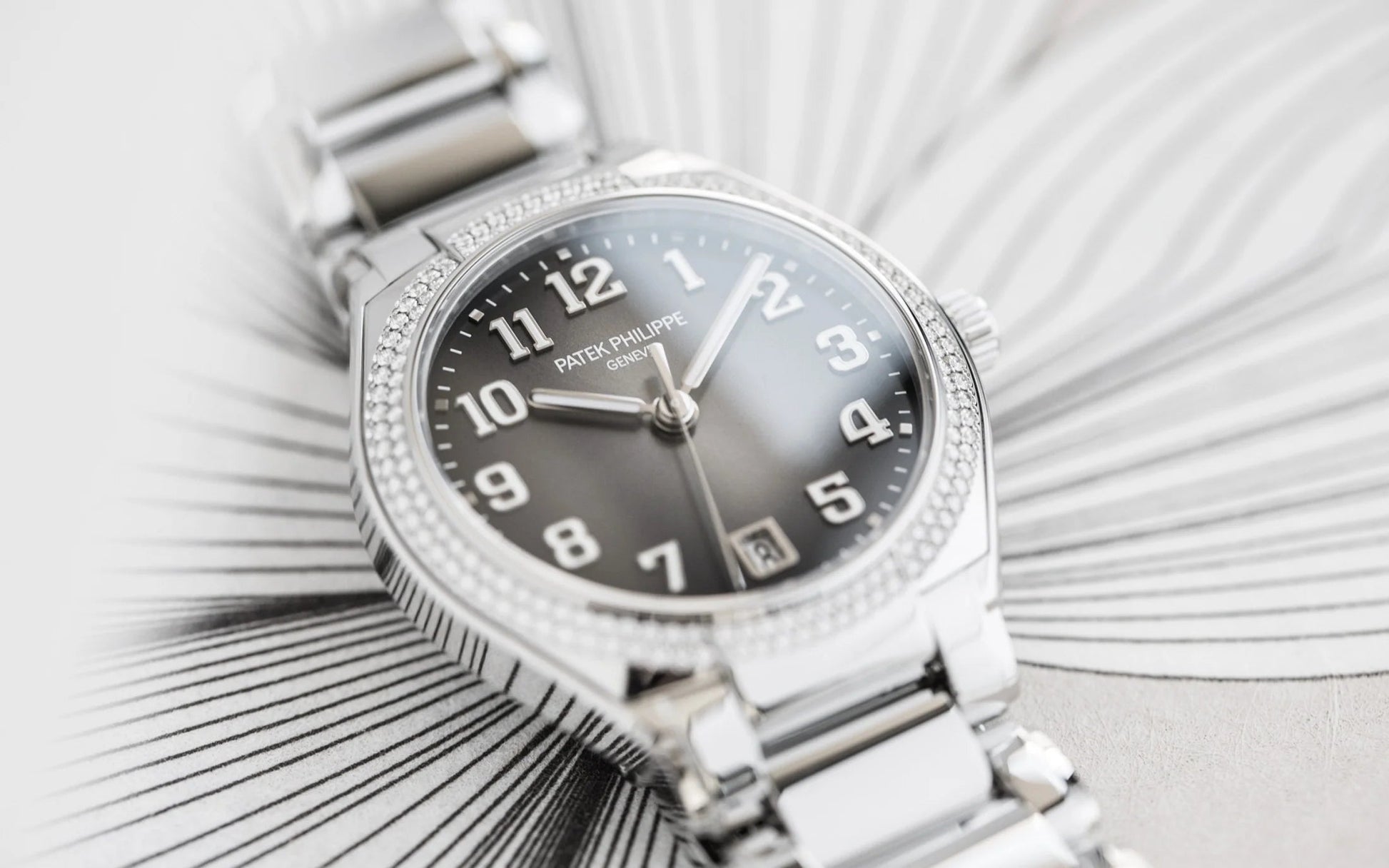 Twenty~4 Automatic, Stainless Steel with 160 Diamonds ~0,77Ct, 36Mm, Ref# 7300/1200A-010