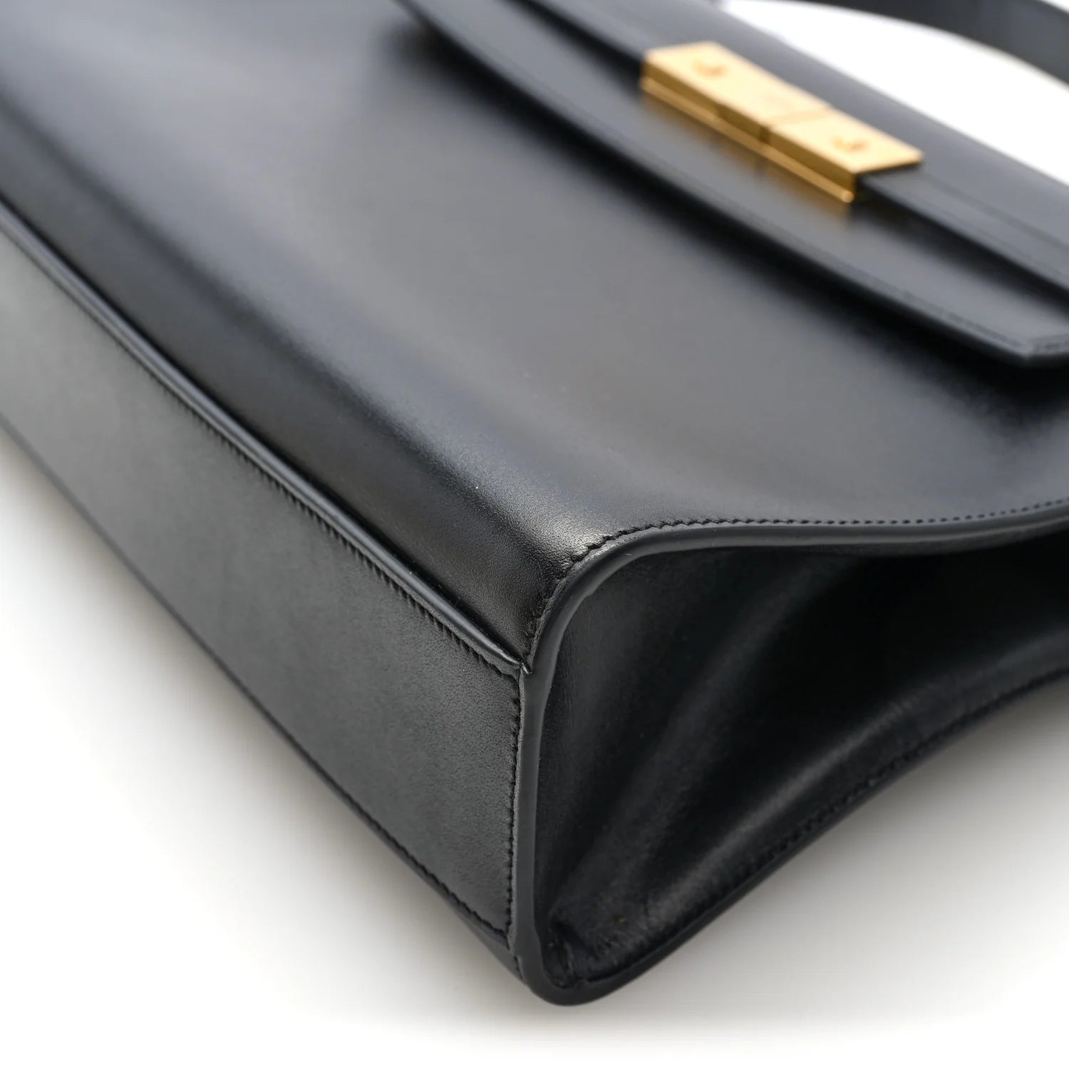 Smooth Calfskin Manhattan Shoulder Bag Black