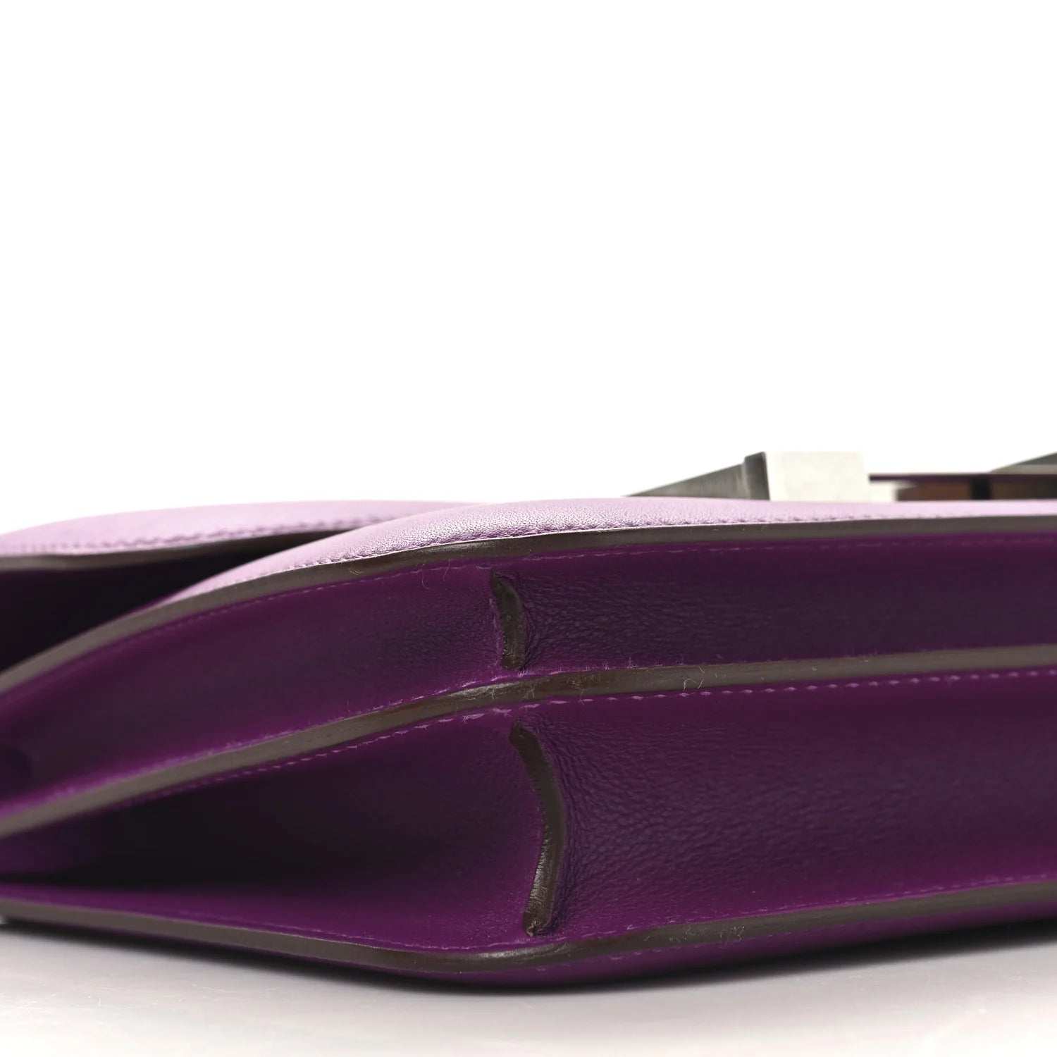 Swift Constance 18 Anemone