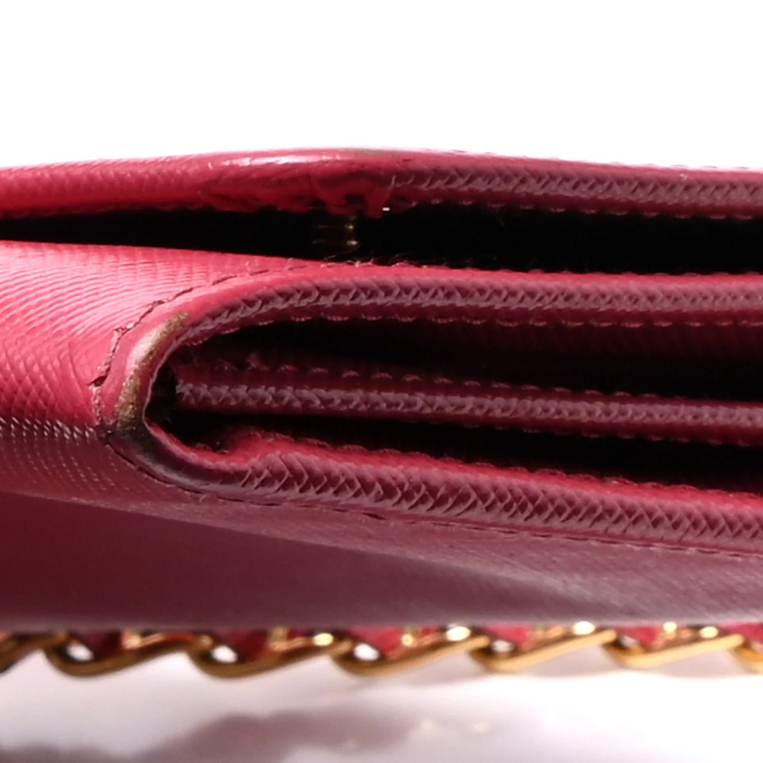 Saffiano Metal Oro Chain Wallet Peonia