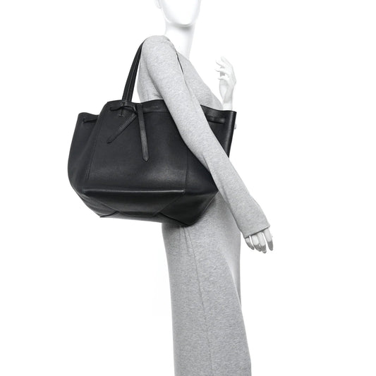 Soft Grained Calfskin Medium Belt Cabas Phantom Black