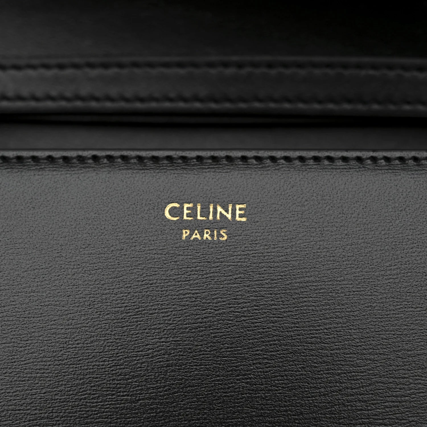 Shiny Calfskin Triomphe Margo Wallet on Chain Black