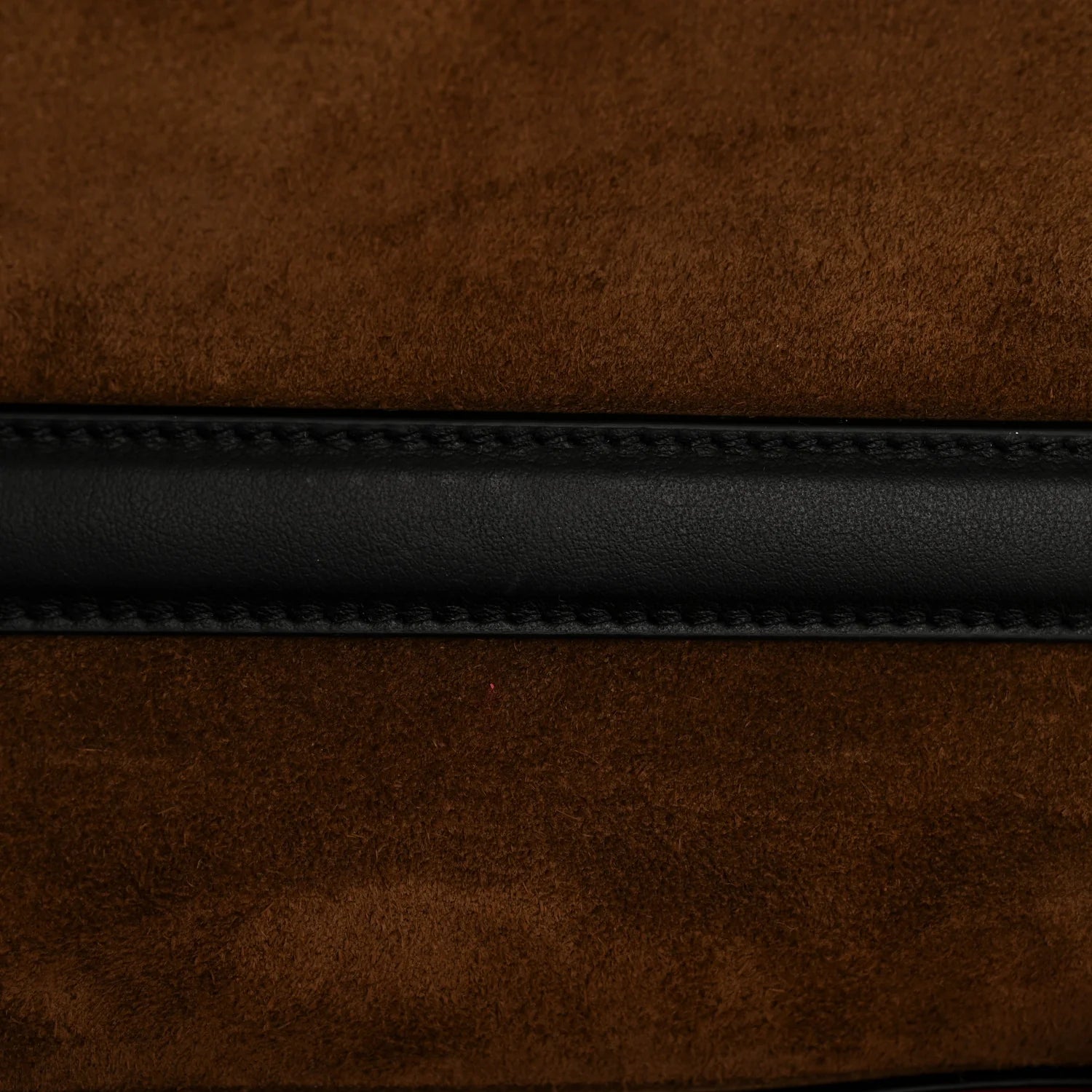 Vitello Grace Matte Small Kan U Shoulder Bag Black