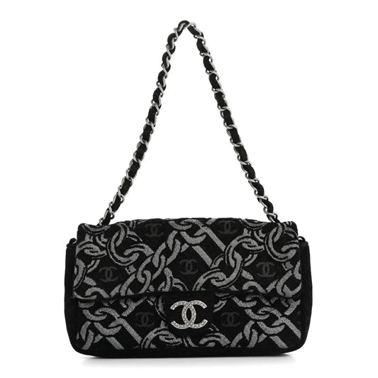 Tweed CC Cruise Small Chain Flap Black Silver