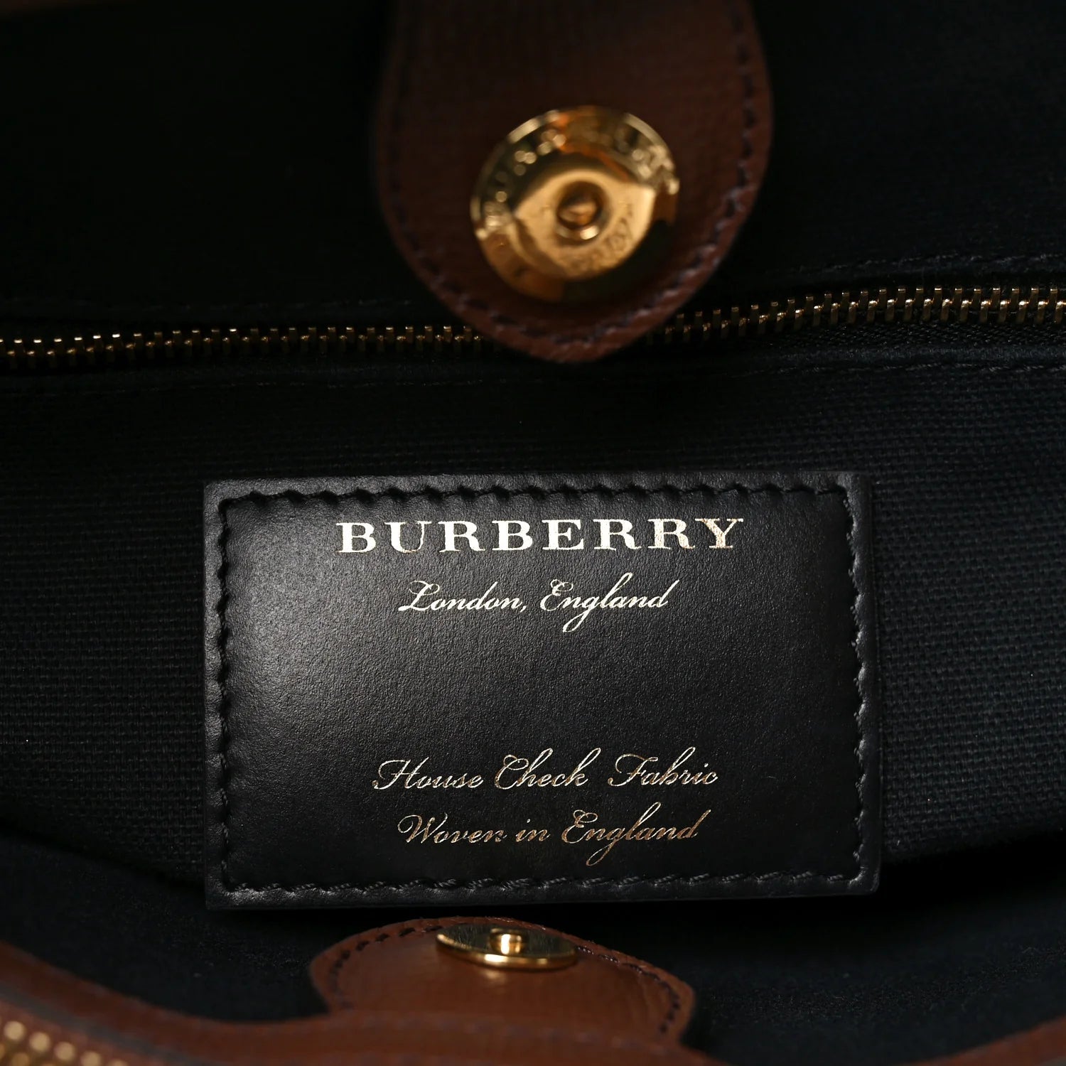 House Check Grainy Calfskin Medium Banner Tote Tan