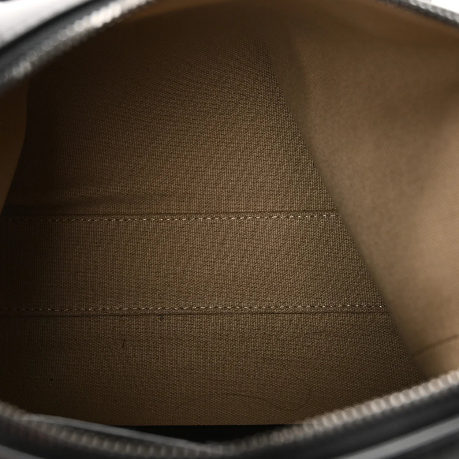 Smooth Calfskin Small Soft Antigona Black