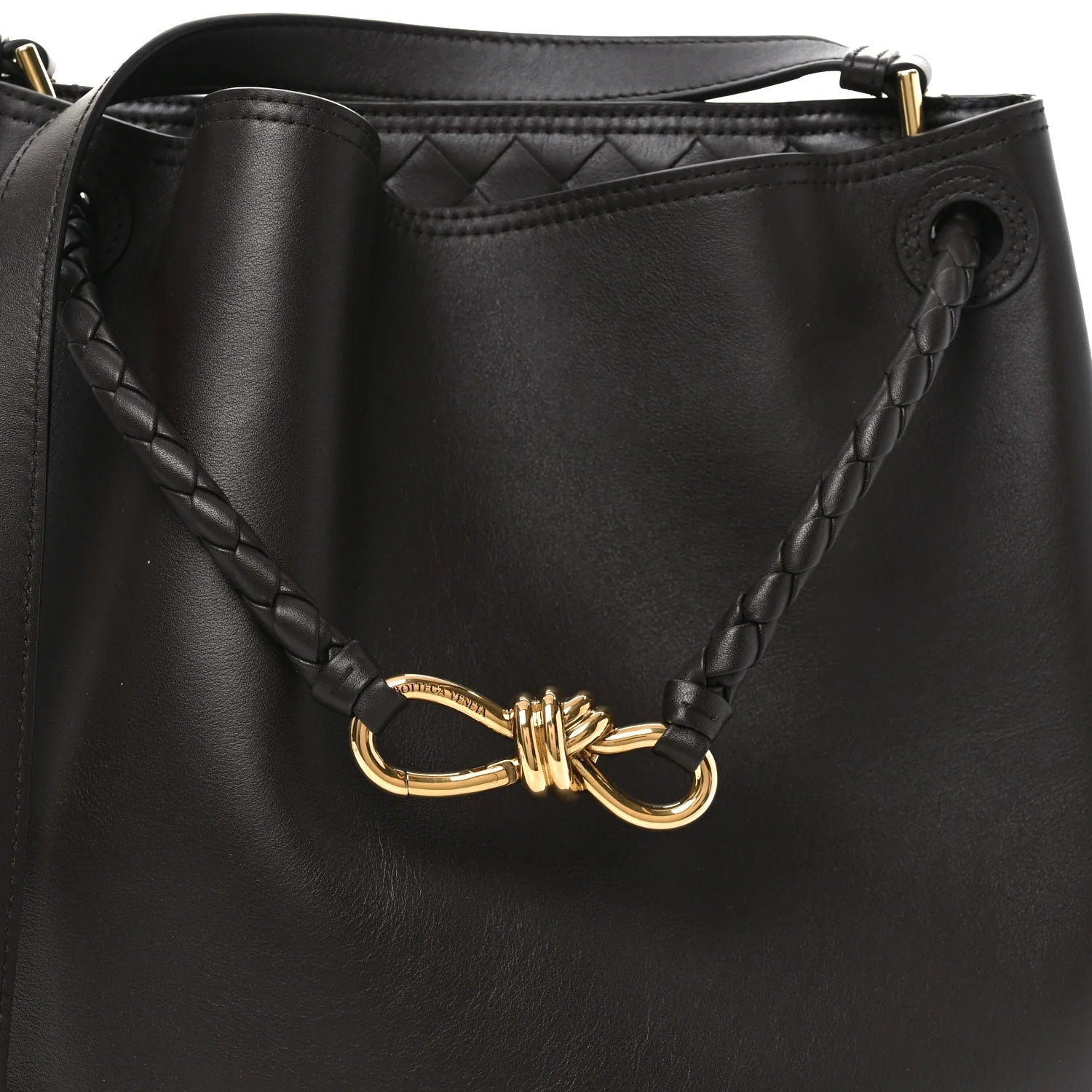 Silky Calfskin Vertical Andiamo Bucket Bag Fondant