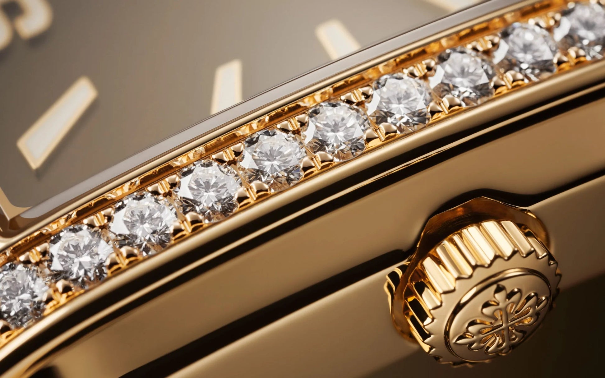 Twenty~4 Quartz Ladies Watch, 18K Rose Gold with 34 Diamond (~0.57 Ct), 25.1 X 30 Mm, Ref# 4910/1201R-001