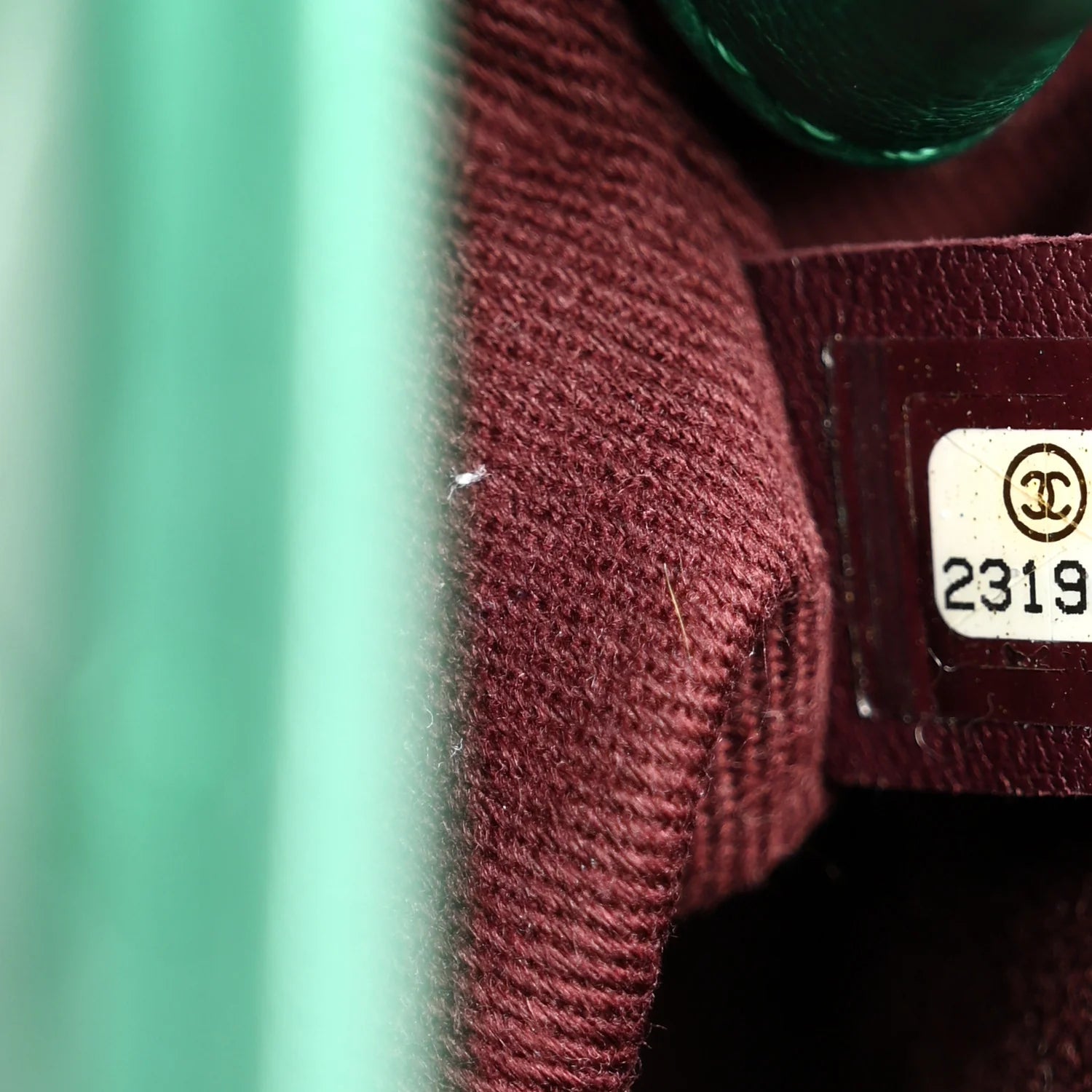 Shiny Sheepskin Quilted Mini Trapezio Flap Green