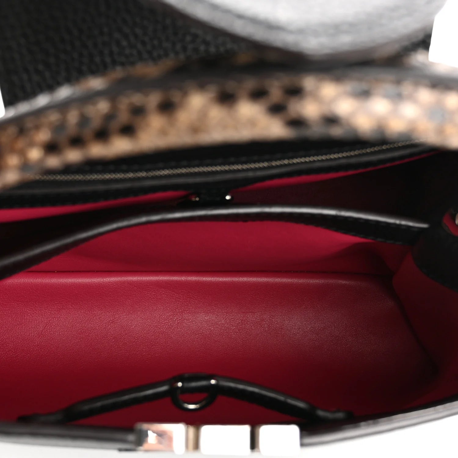 Taurillon Snakeskin Capucines MM Black