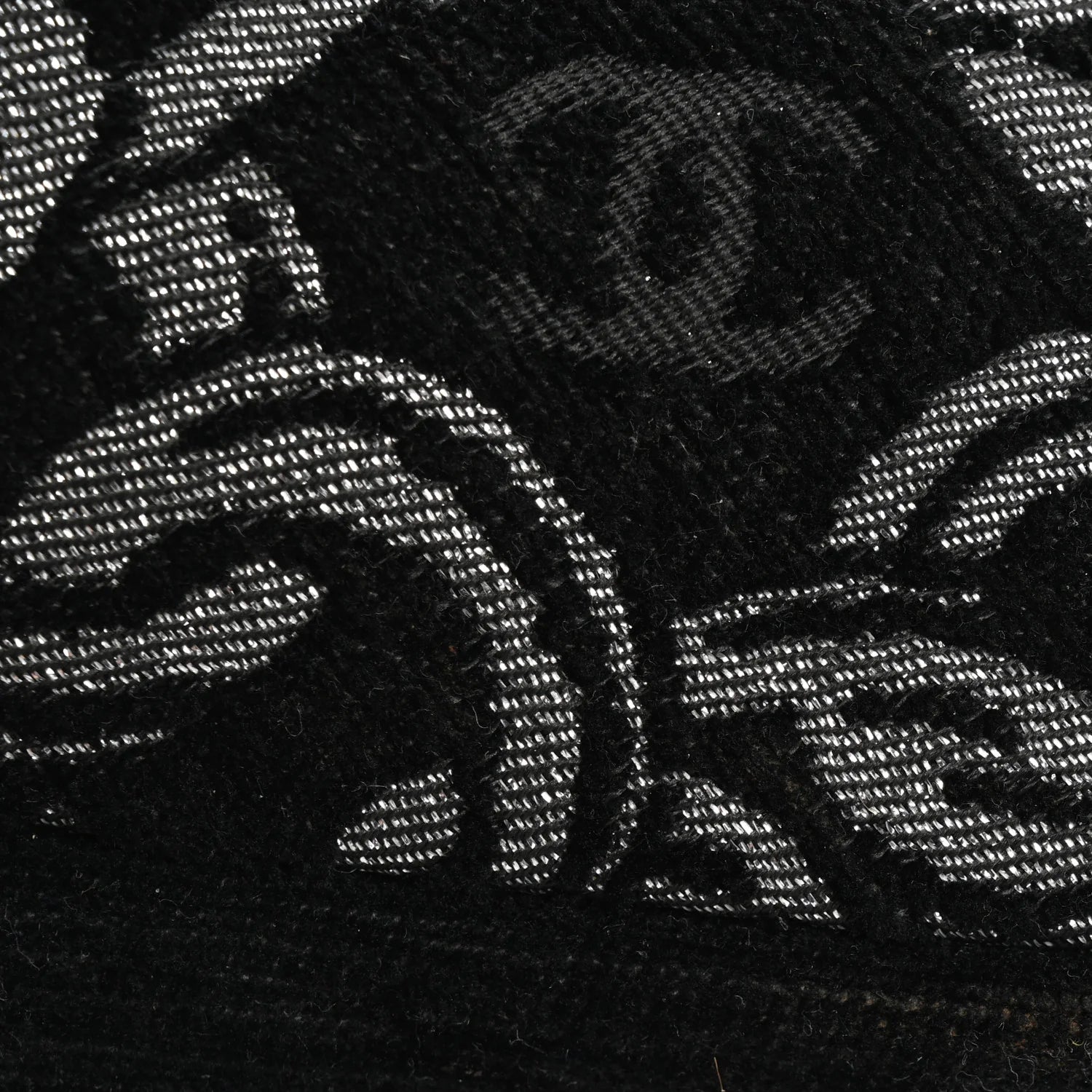 Tweed CC Cruise Small Chain Flap Black Silver