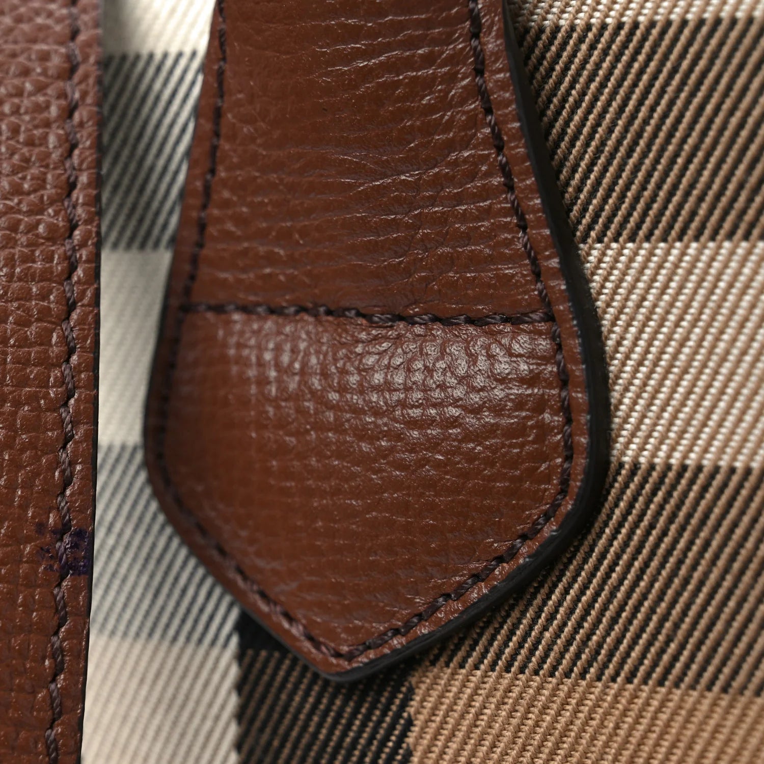 House Check Grainy Calfskin Medium Banner Tote Tan