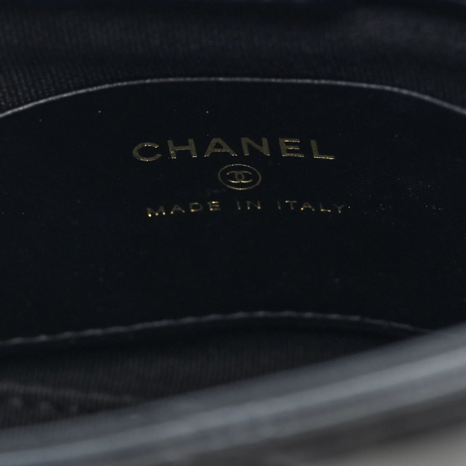 Shiny Crumpled Calfskin Quilted Clutch with Chain Black