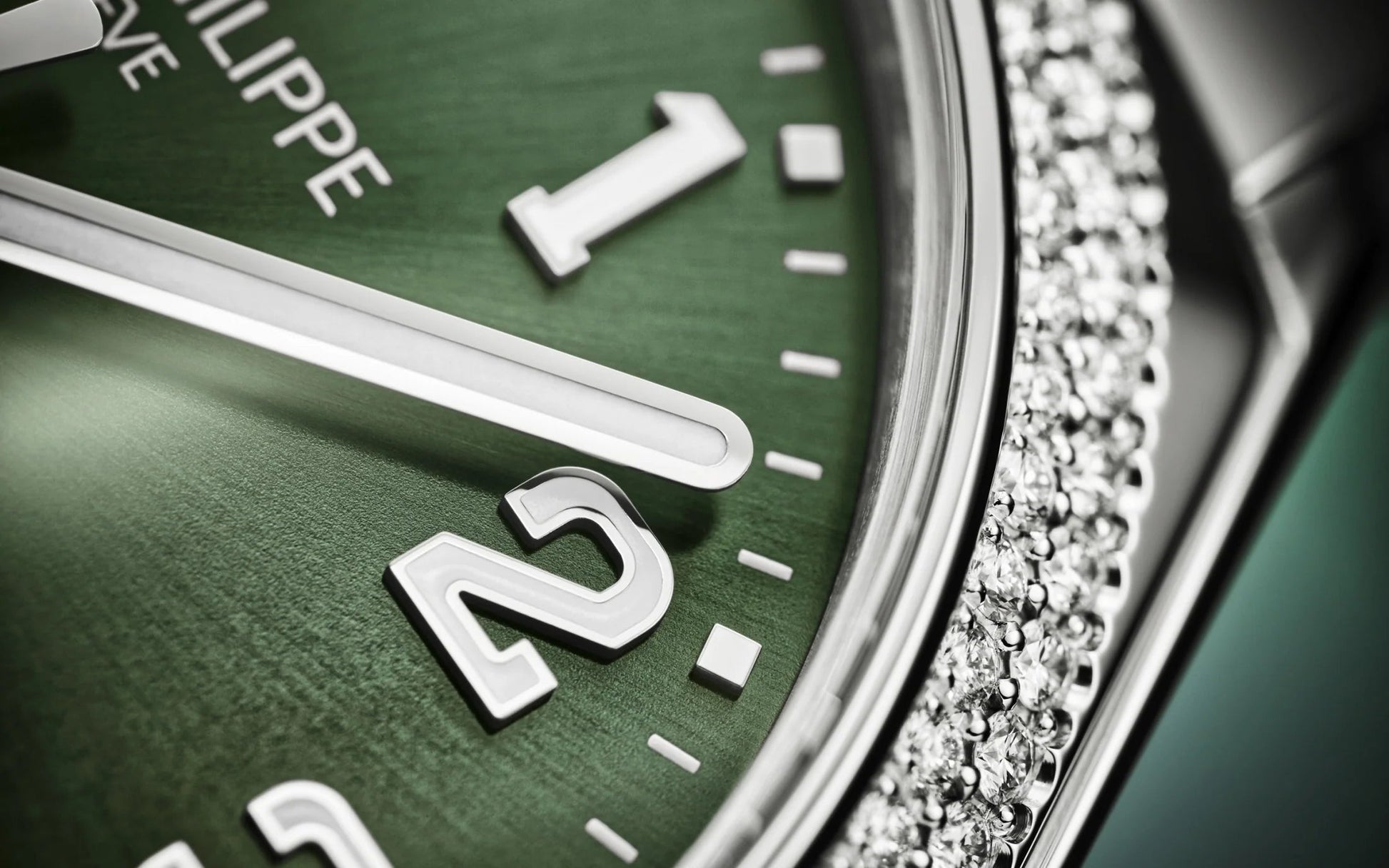 Twenty~4 Automatic, Stainless Steel with 160 Diamonds ~0,77Ct, 36Mm, Ref# 7300/1200A-011