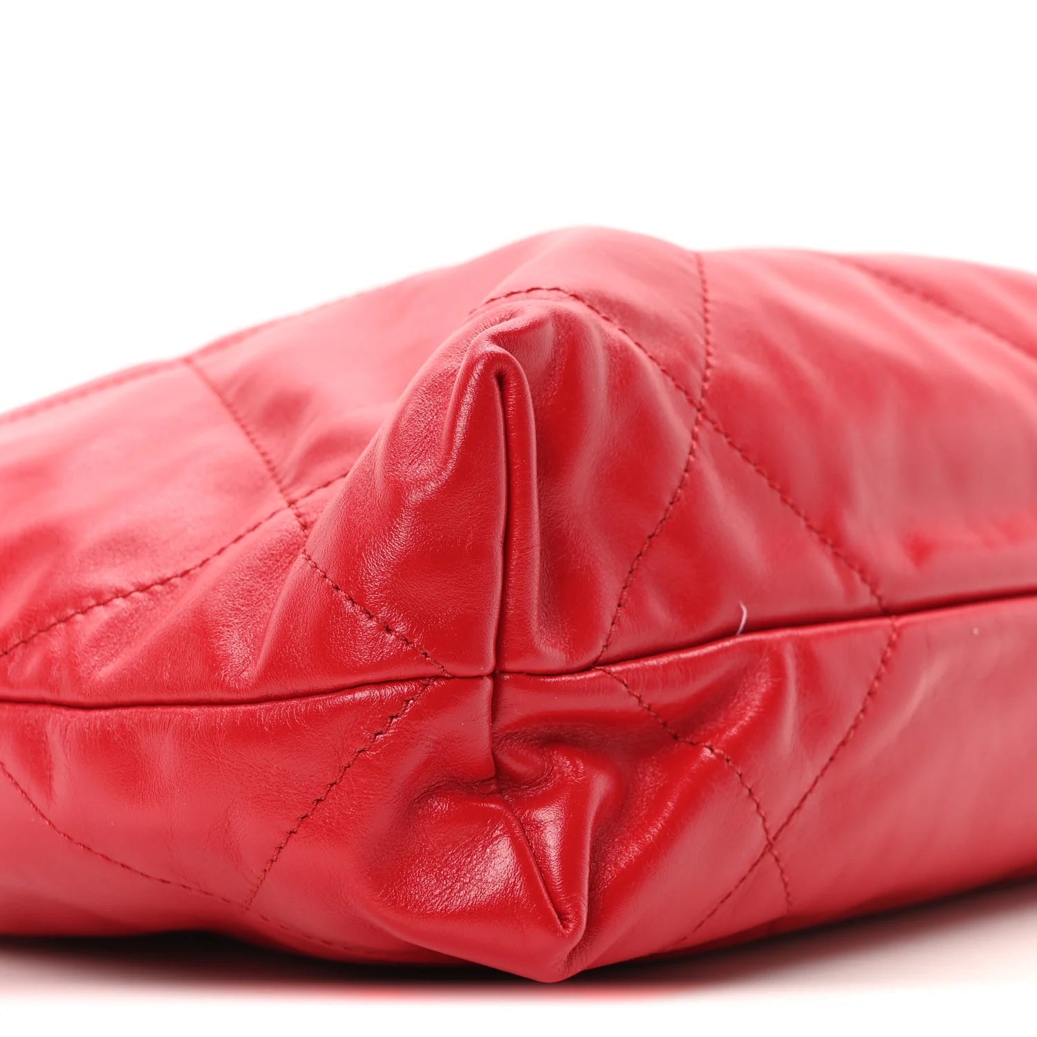 Shiny Calfskin Quilted Small  22 Red