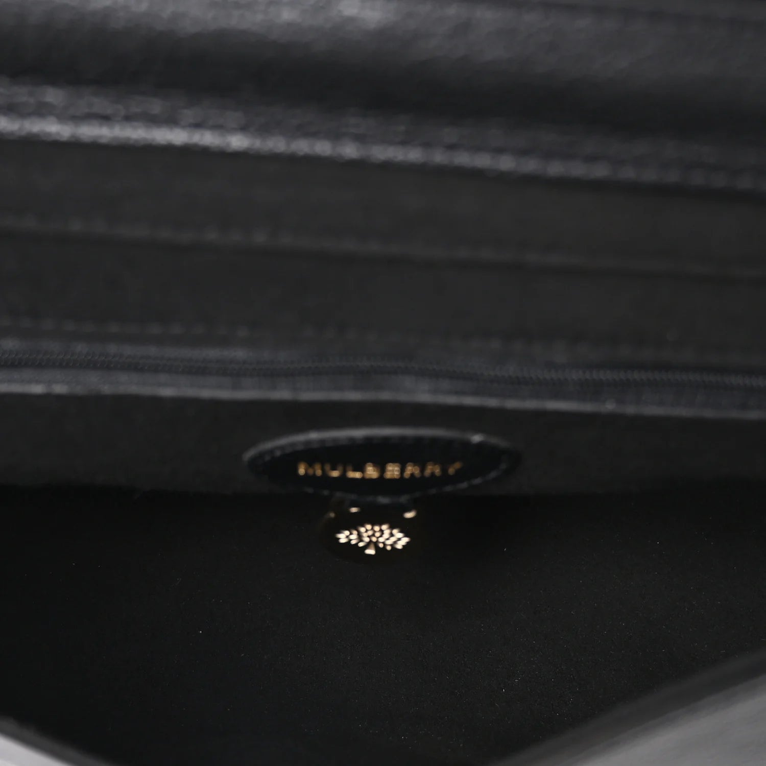 Small Classic Grain Calfskin Medium Lily Black