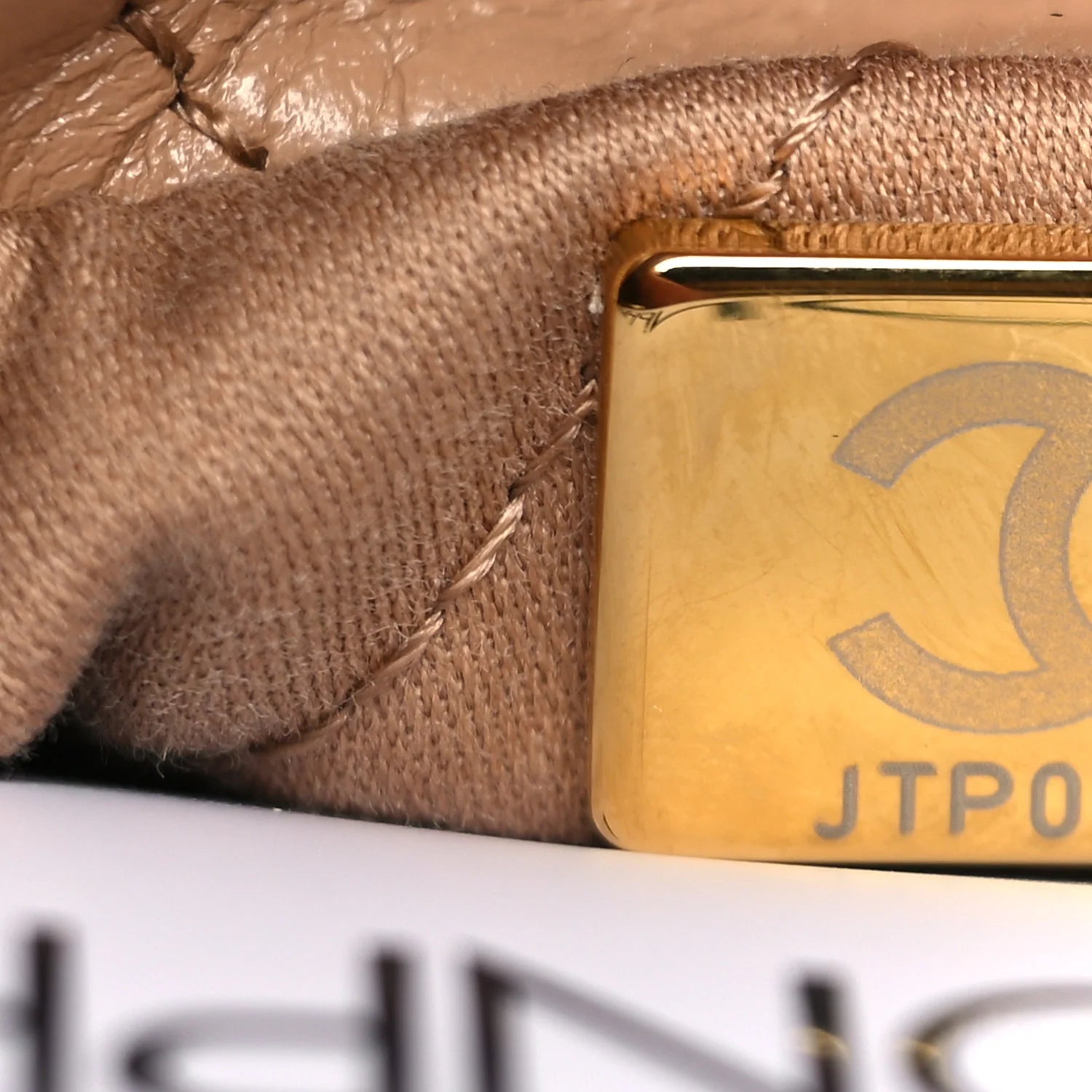 Shiny Calfskin Quilted Small  22 Beige