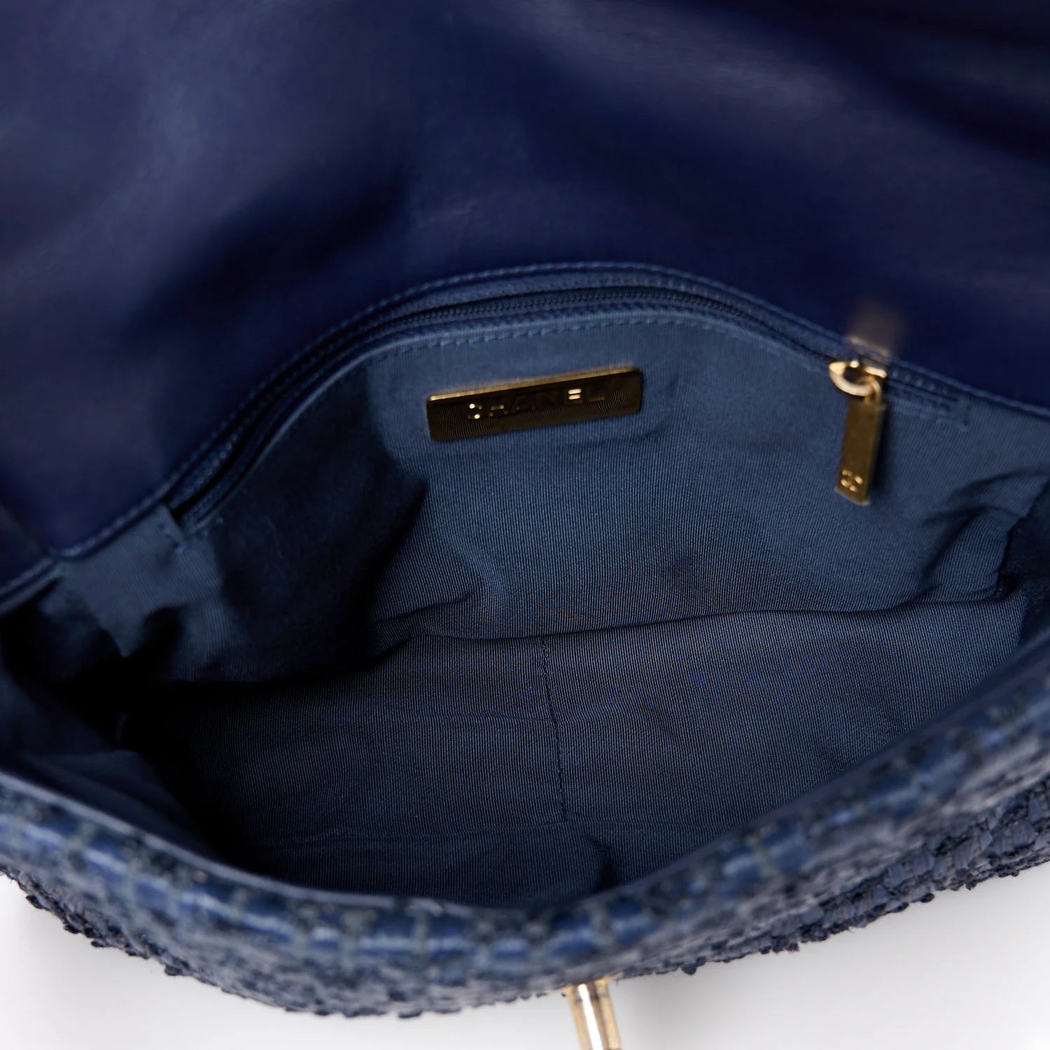 Raffia Tweed Quilted Medium  19 Flap Navy