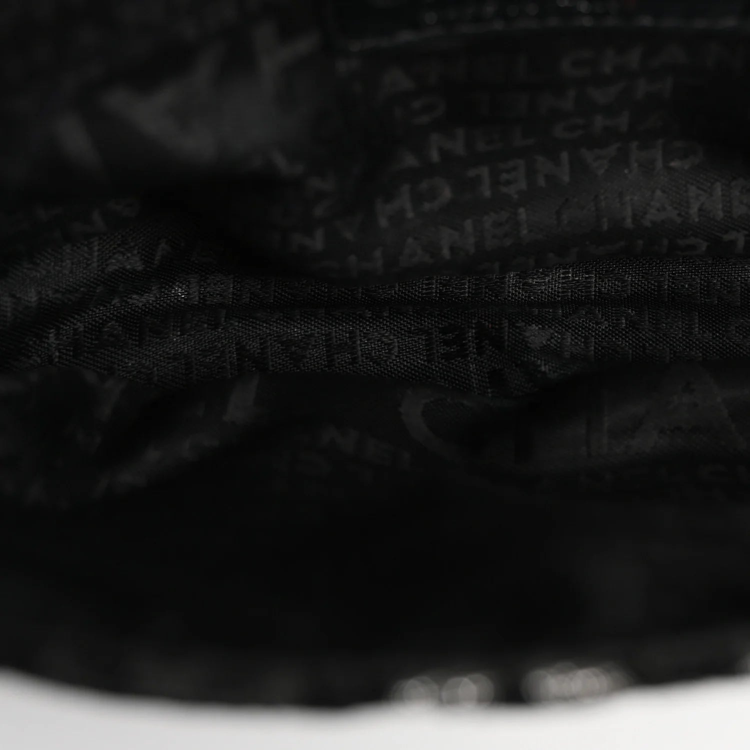 Tweed CC Cruise Small Chain Flap Black Silver