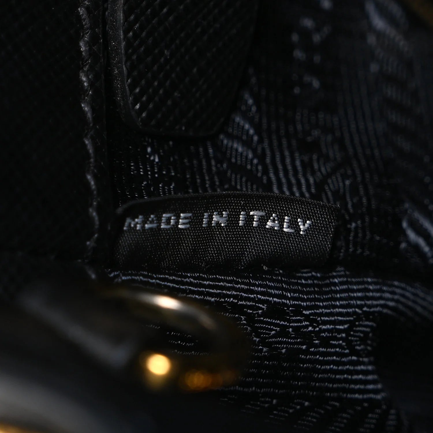 Saffiano Small Galleria Double Zip Tote Black