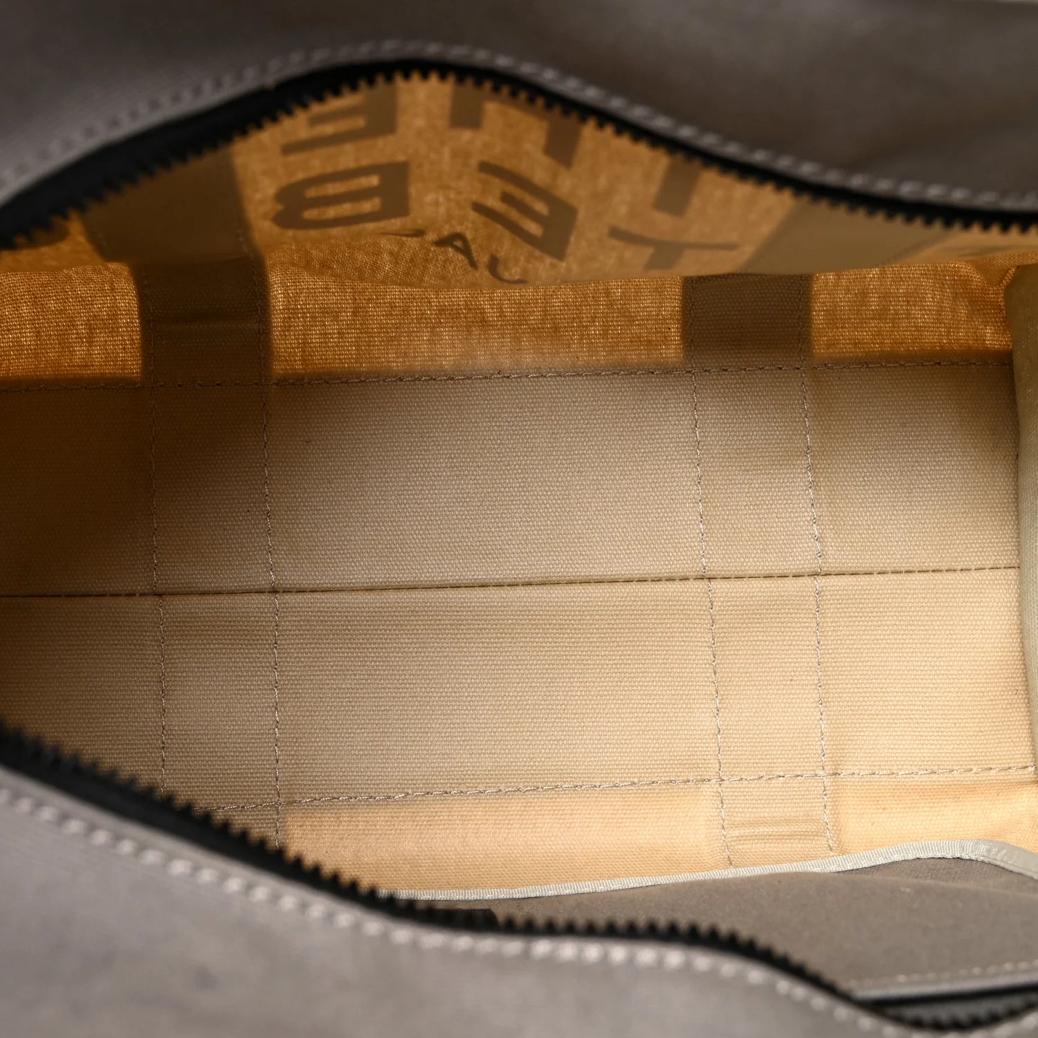 Cotton Canvas Colorblock Medium the Traveler Tote Bag Beige Multicolor