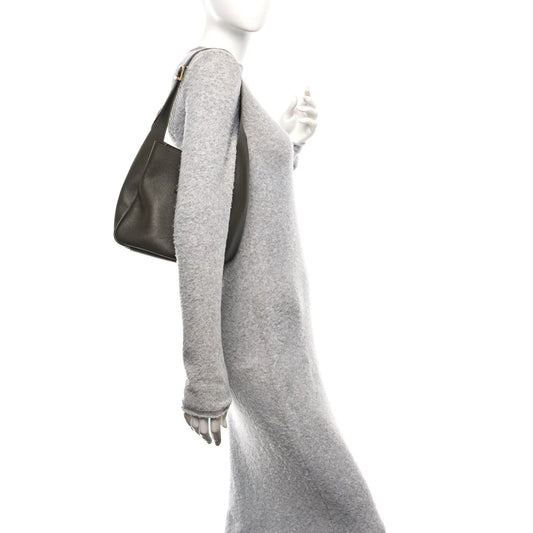 Smooth Calfskin Small Le 5 a 7 Soft Hobo Light Musk