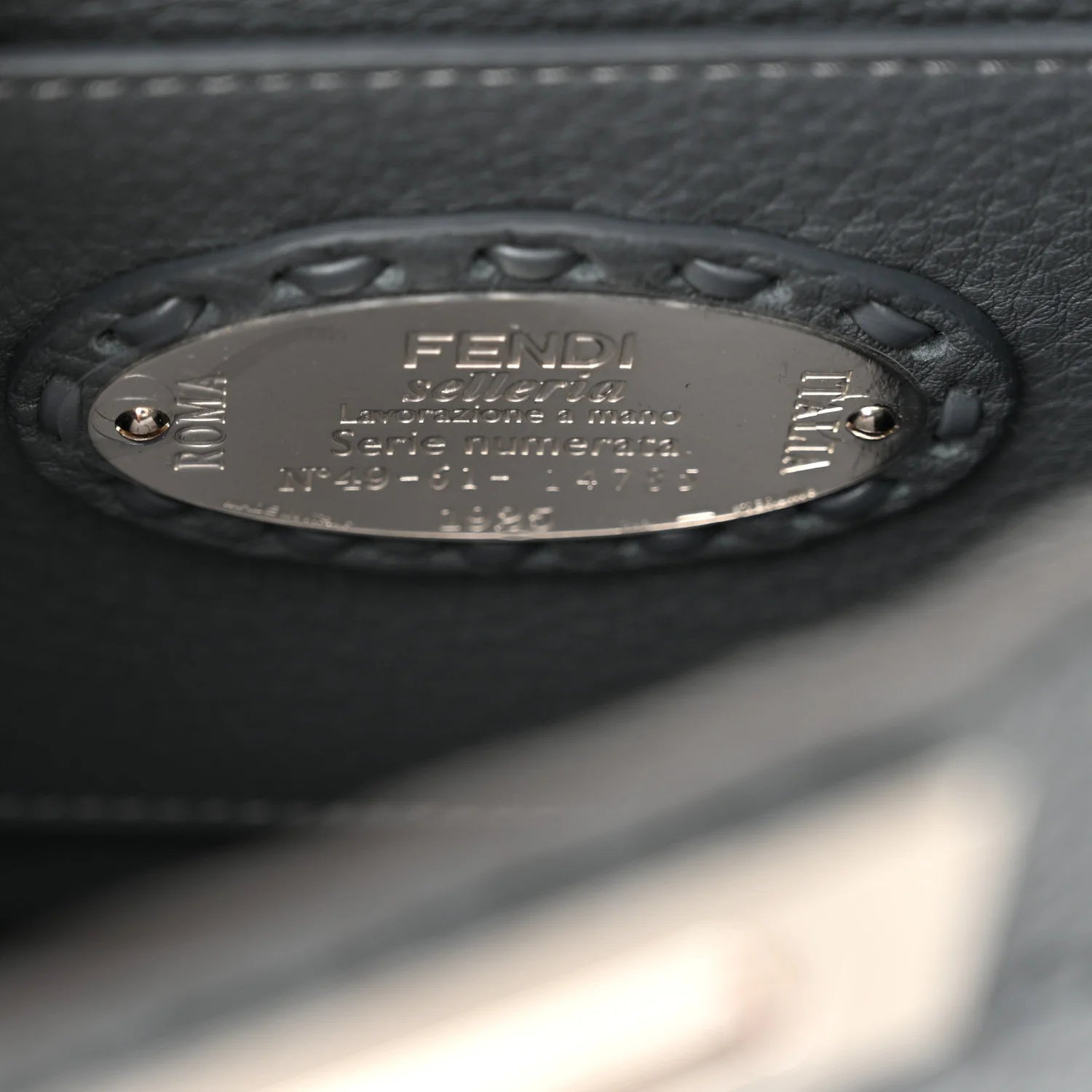 Cuoio Romano Selleria Chamois Small Peekaboo I SEE U Satchel Tempesta