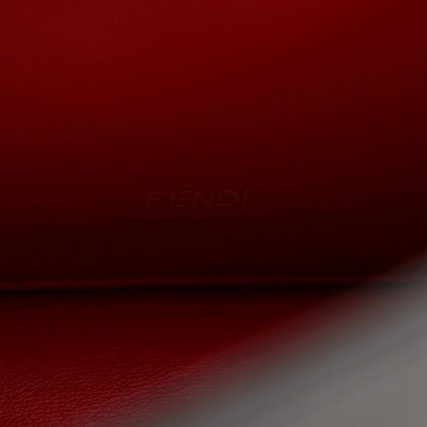 Vitello Grace Matte Small Kan U Shoulder Bag Black