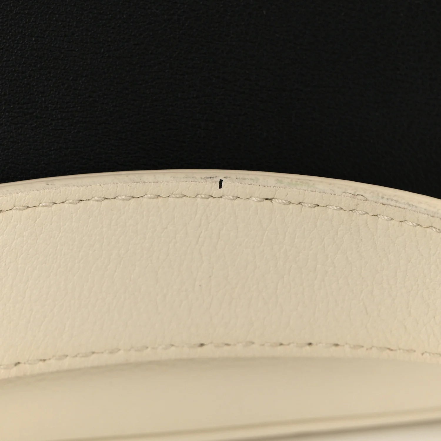 Smooth Calfskin Bi-Color Medium Be Dior Flap White Black
