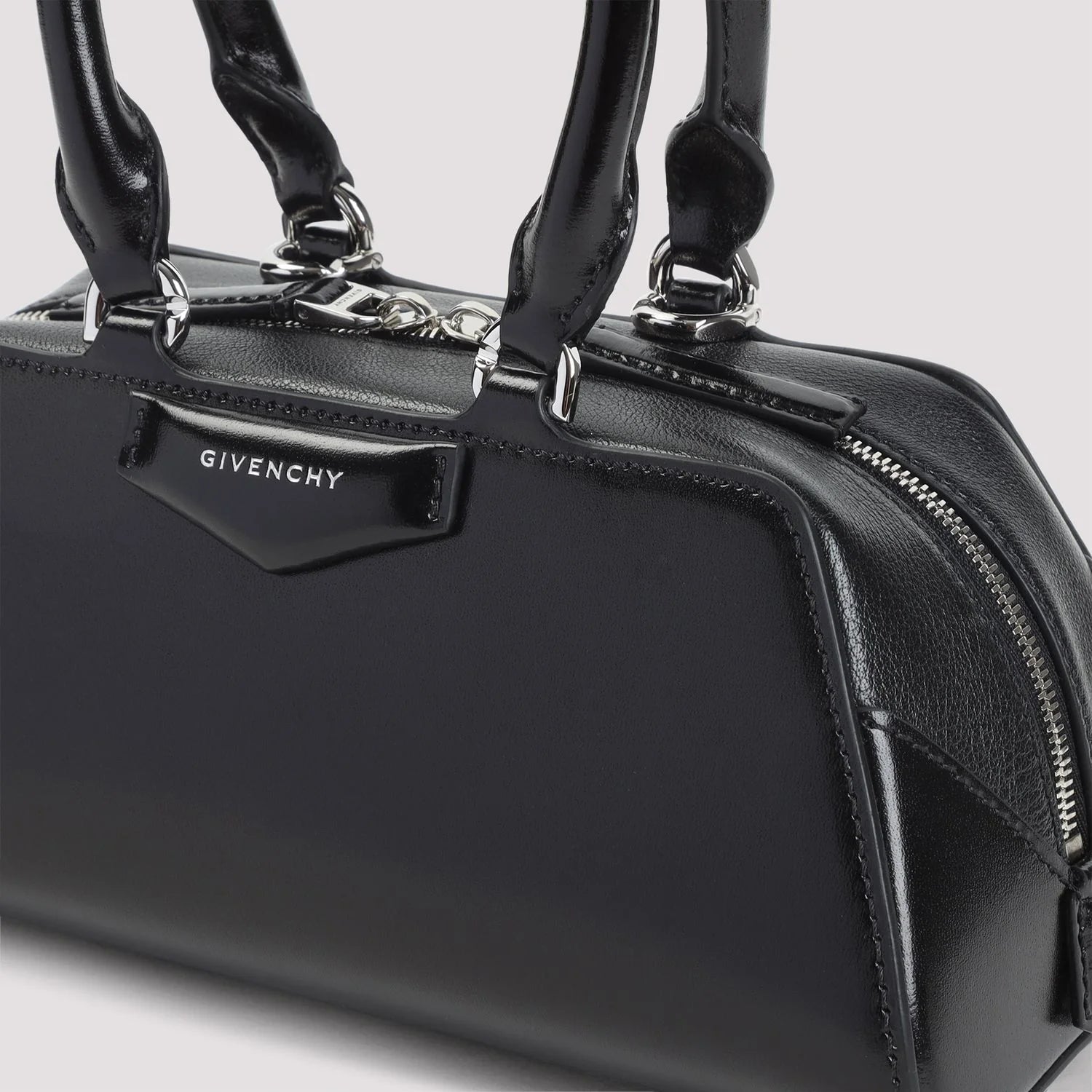 MINI ANTIGONA EAST-WEST BAG in BOX LEATHER