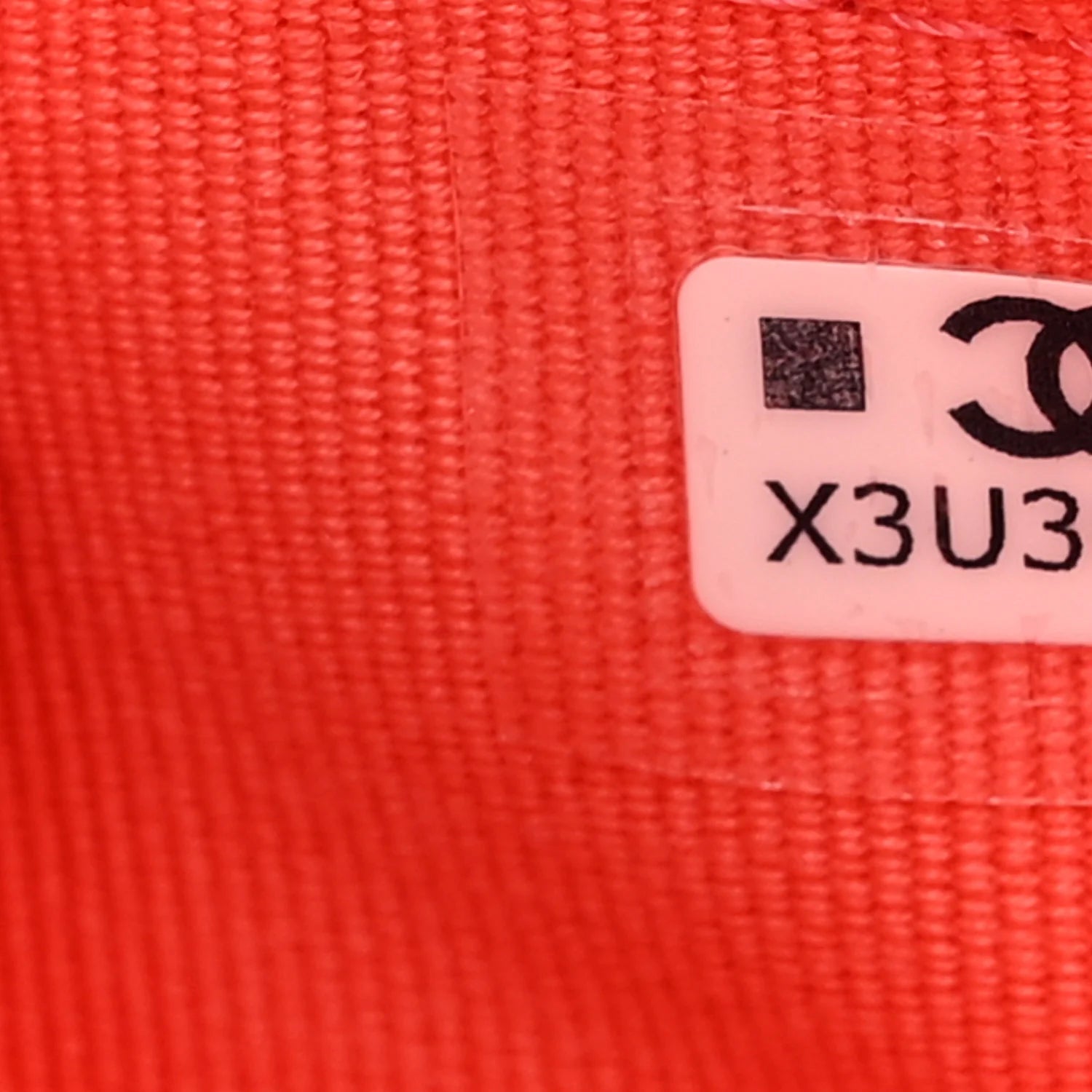 Shiny Lambskin Quilted Card Holder on Chain Pink