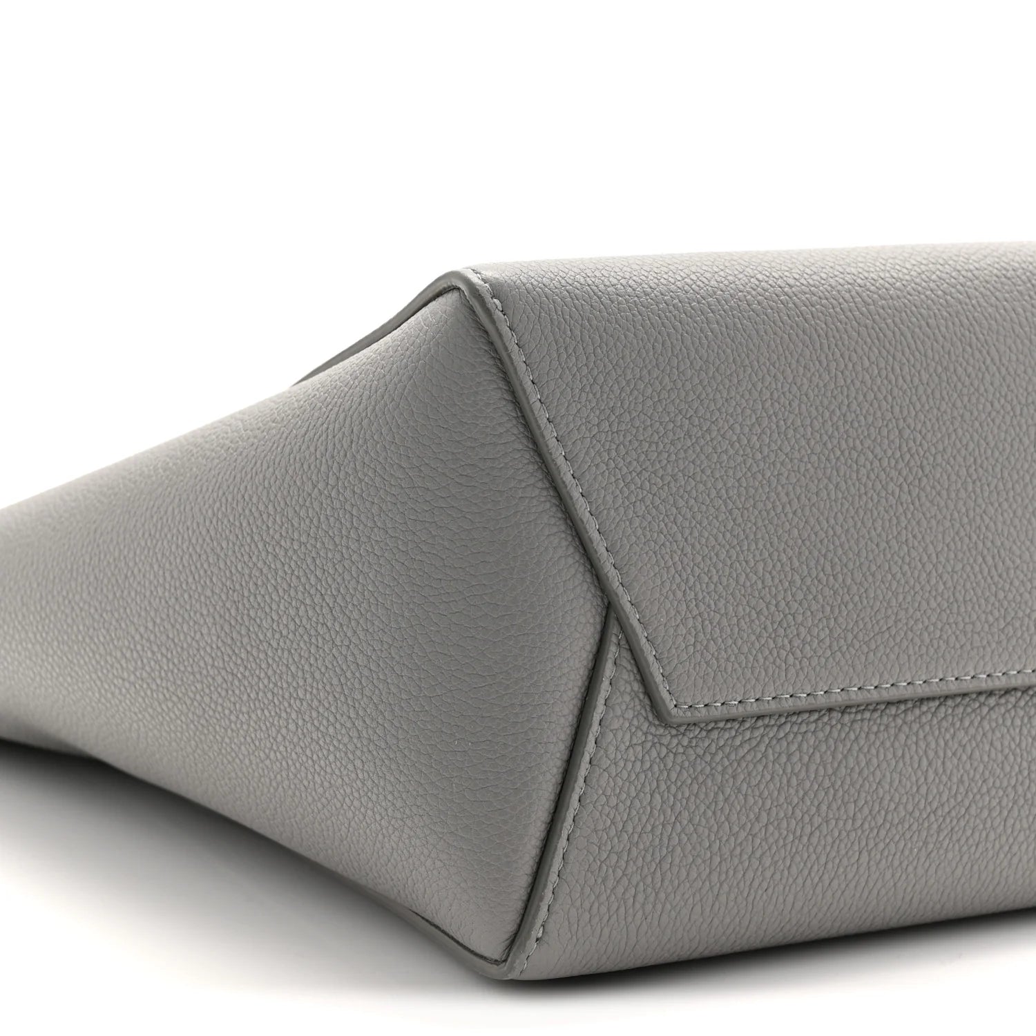 Soft Grained Calfskin Small Sangle Bucket Bag Kohl