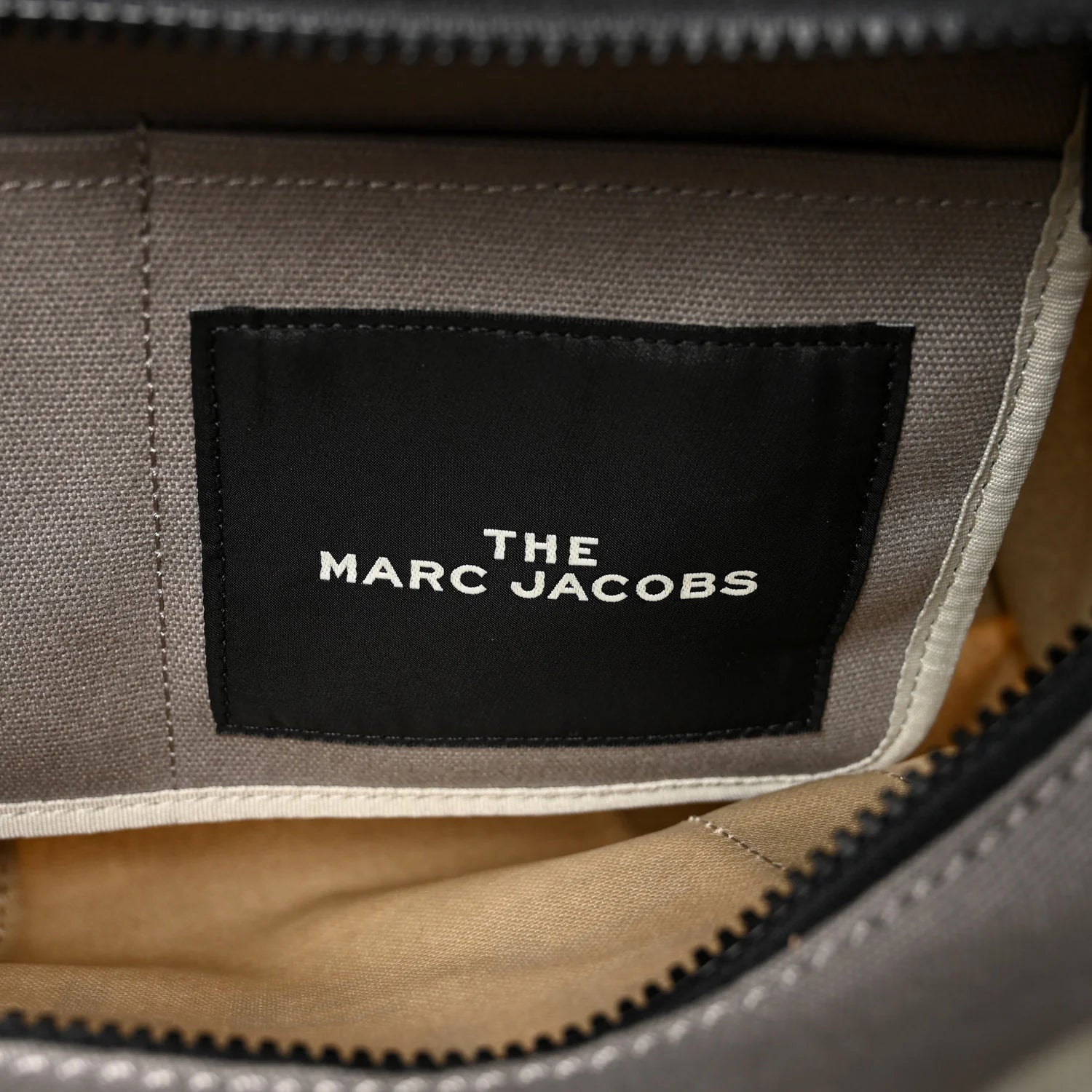 Cotton Canvas Colorblock Medium the Traveler Tote Bag Beige Multicolor