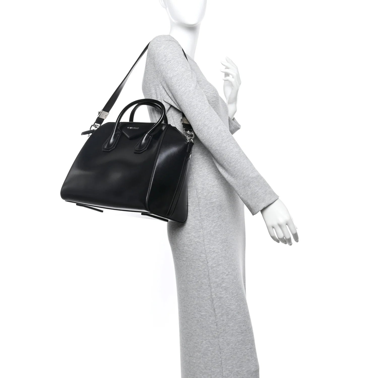 Shiny Lord Calfskin Medium Antigona Black