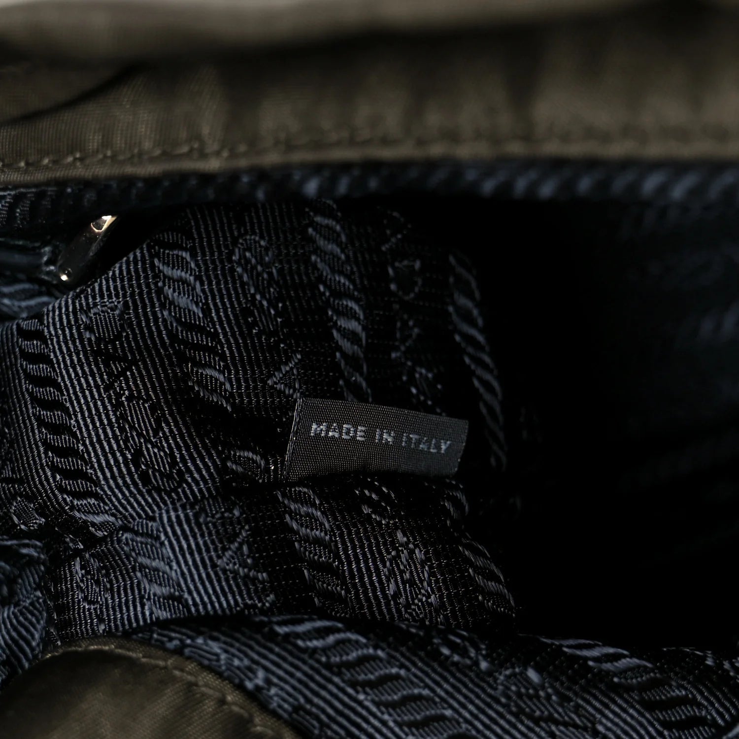 Nylon Vela Medium Backpack Tundra