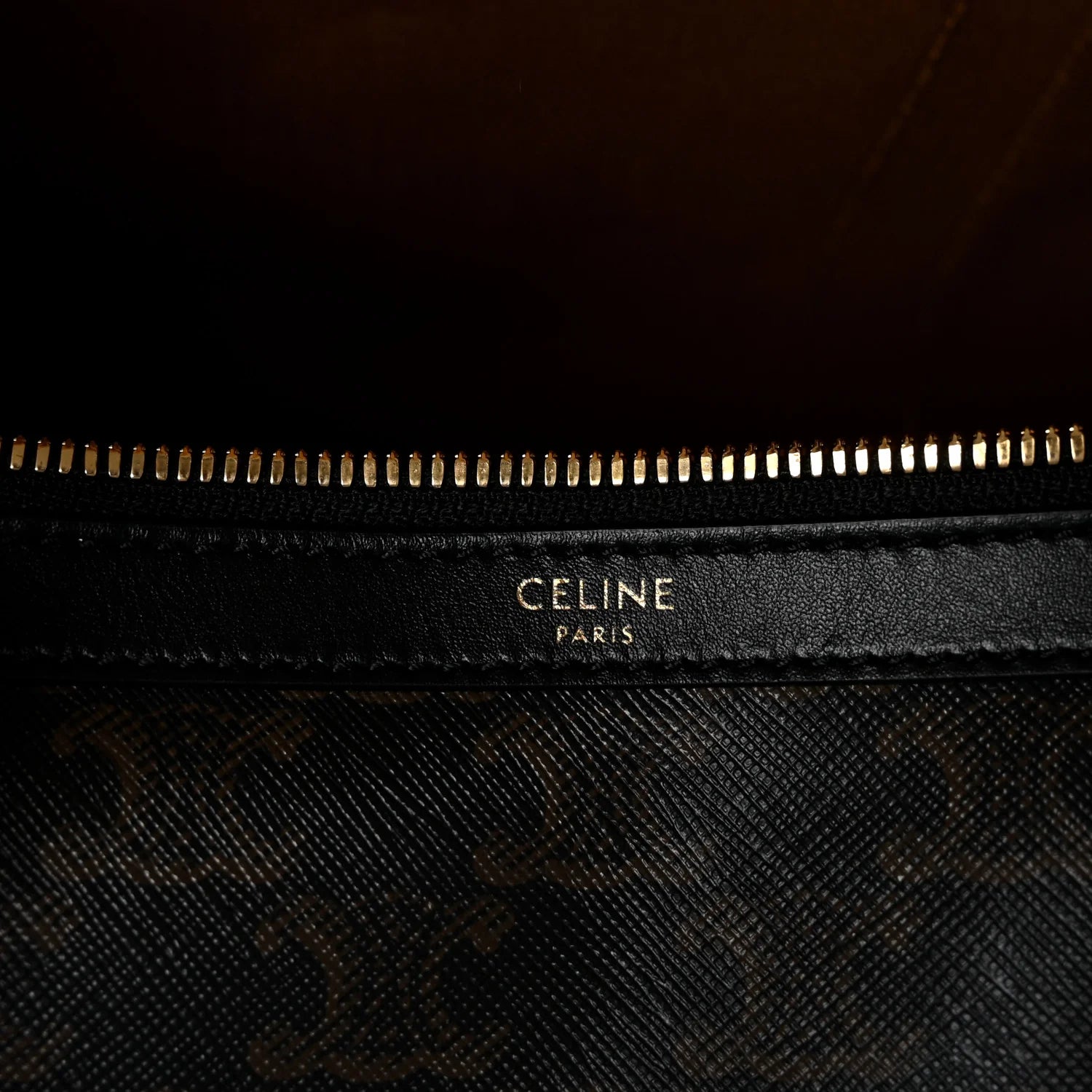 Triomphe Canvas Medium Voyage Duffle Black