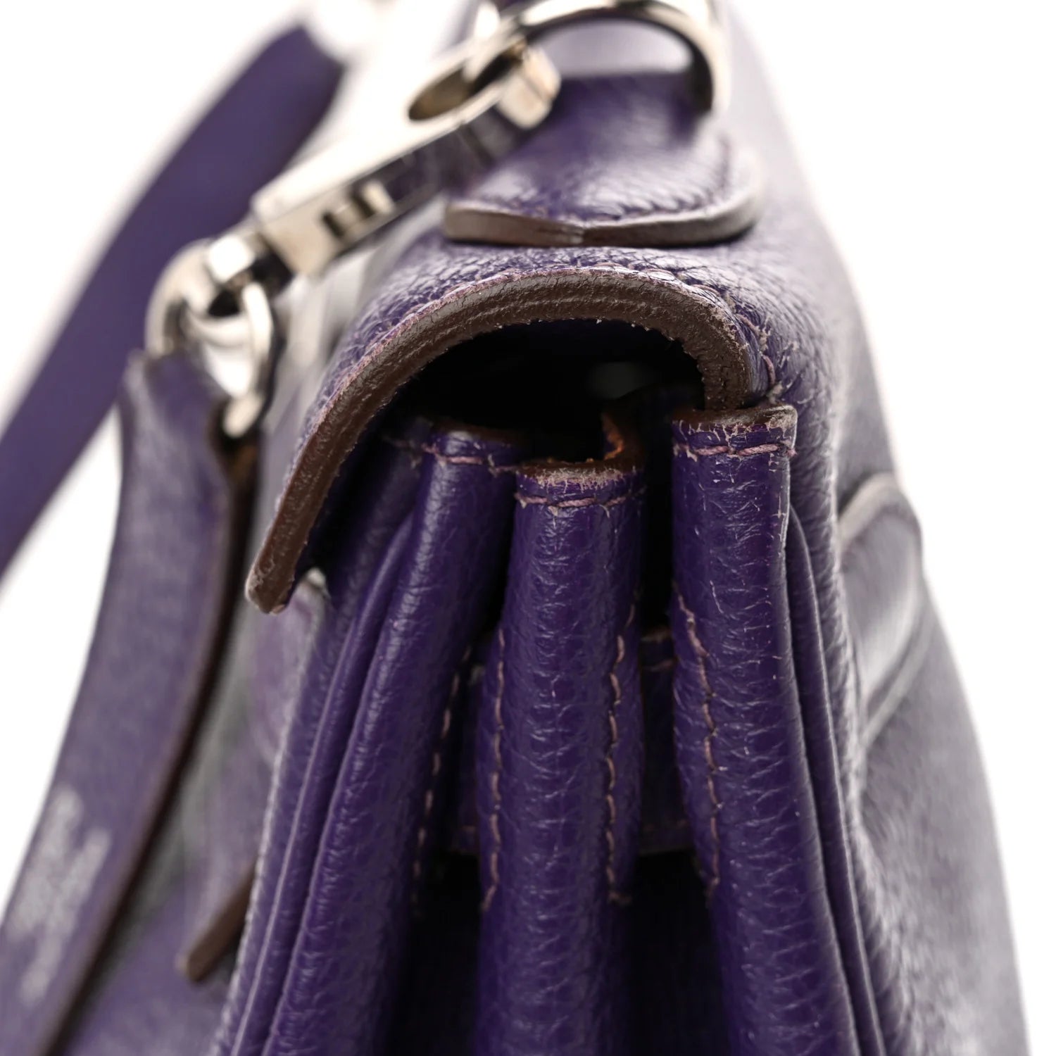 Togo Kelly Retourne 28 Iris