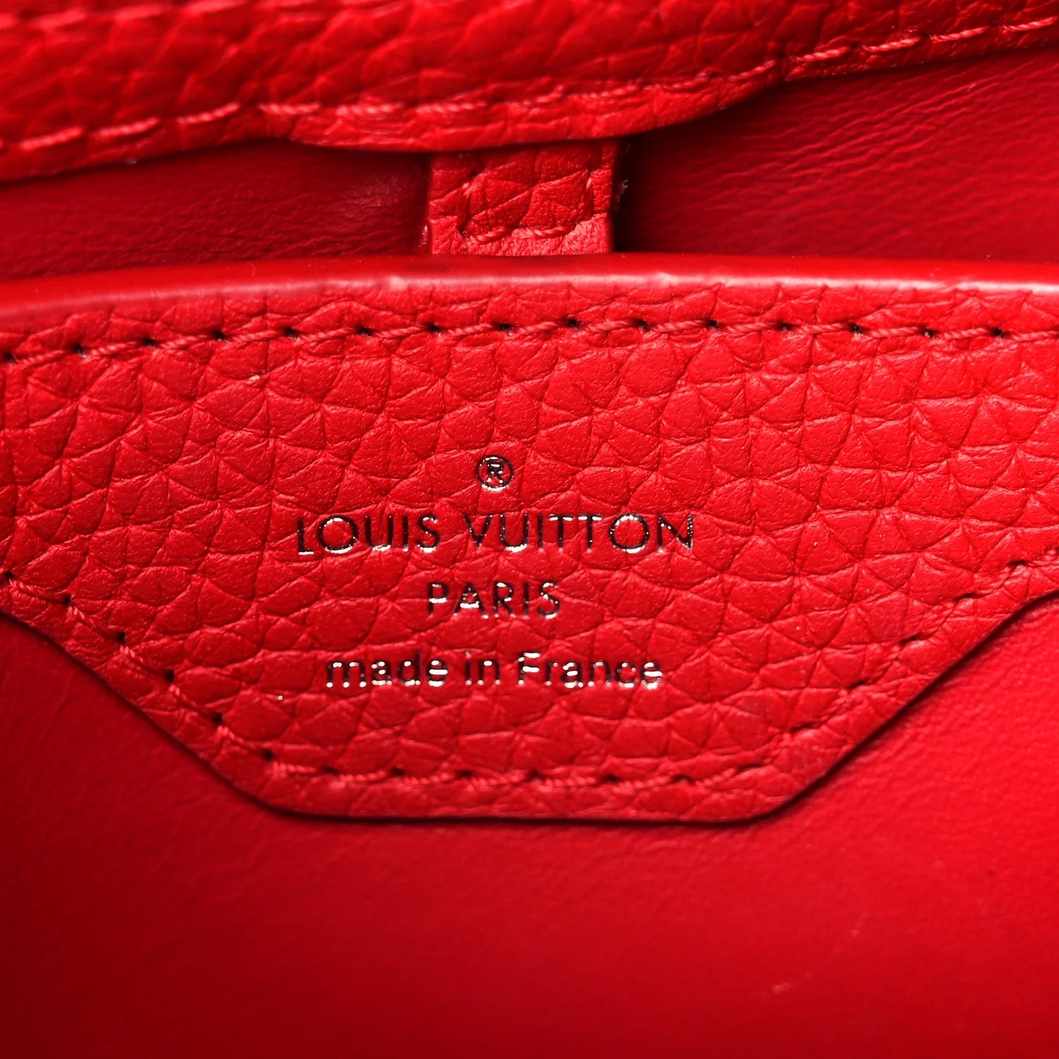 Taurillon Capucines BB Scarlet Red