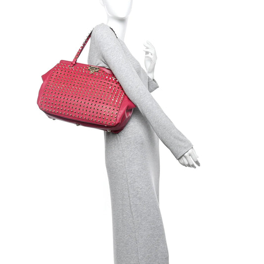 Vitello Medium Rockstud All over Tote Cyclamin