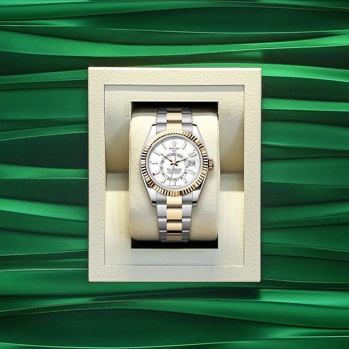 Sky-Dweller, 42Mm, Oystersteel and 18K Yellow Gold, Ref# 336933-0005