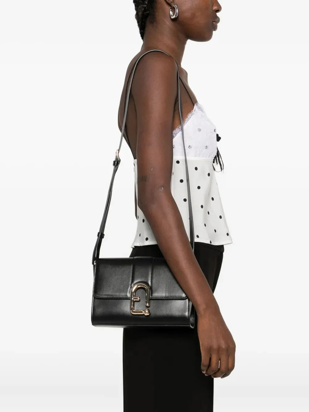 URBAN S BLACK LEATHER SHOULDER BAG